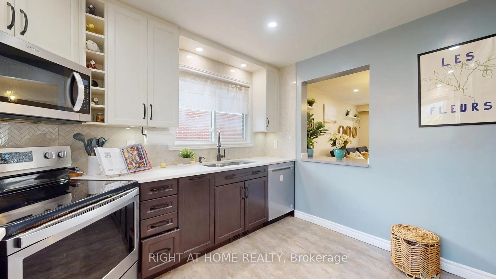 Photo 16 of 407 Maplewood Drive, Oshawa, O'Neill — HOMEH