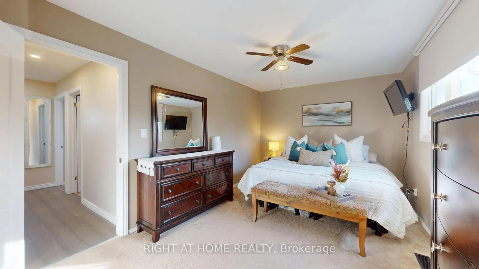 Photo 23 of 407 Maplewood Drive, Oshawa, O'Neill — HOMEH