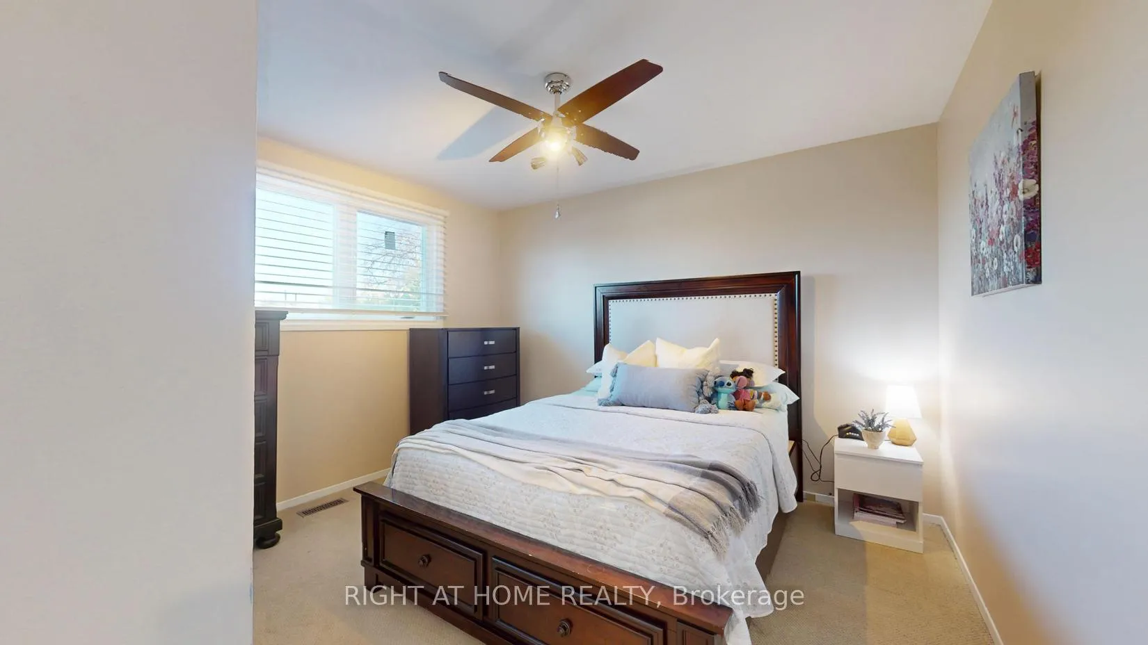 Photo 25 of 407 Maplewood Drive, Oshawa, O'Neill — HOMEH