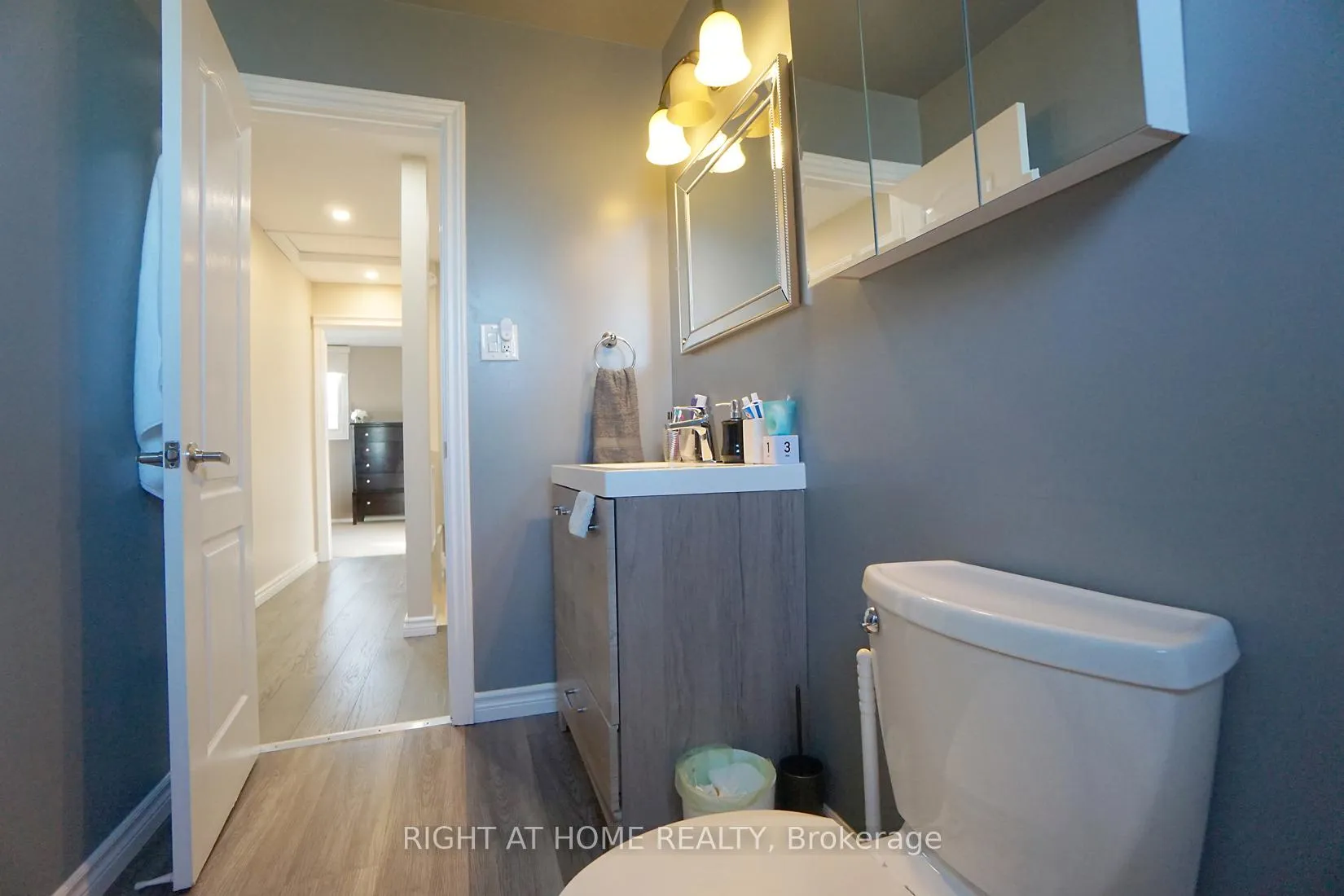 Photo 34 of 407 Maplewood Drive, Oshawa, O'Neill — HOMEH