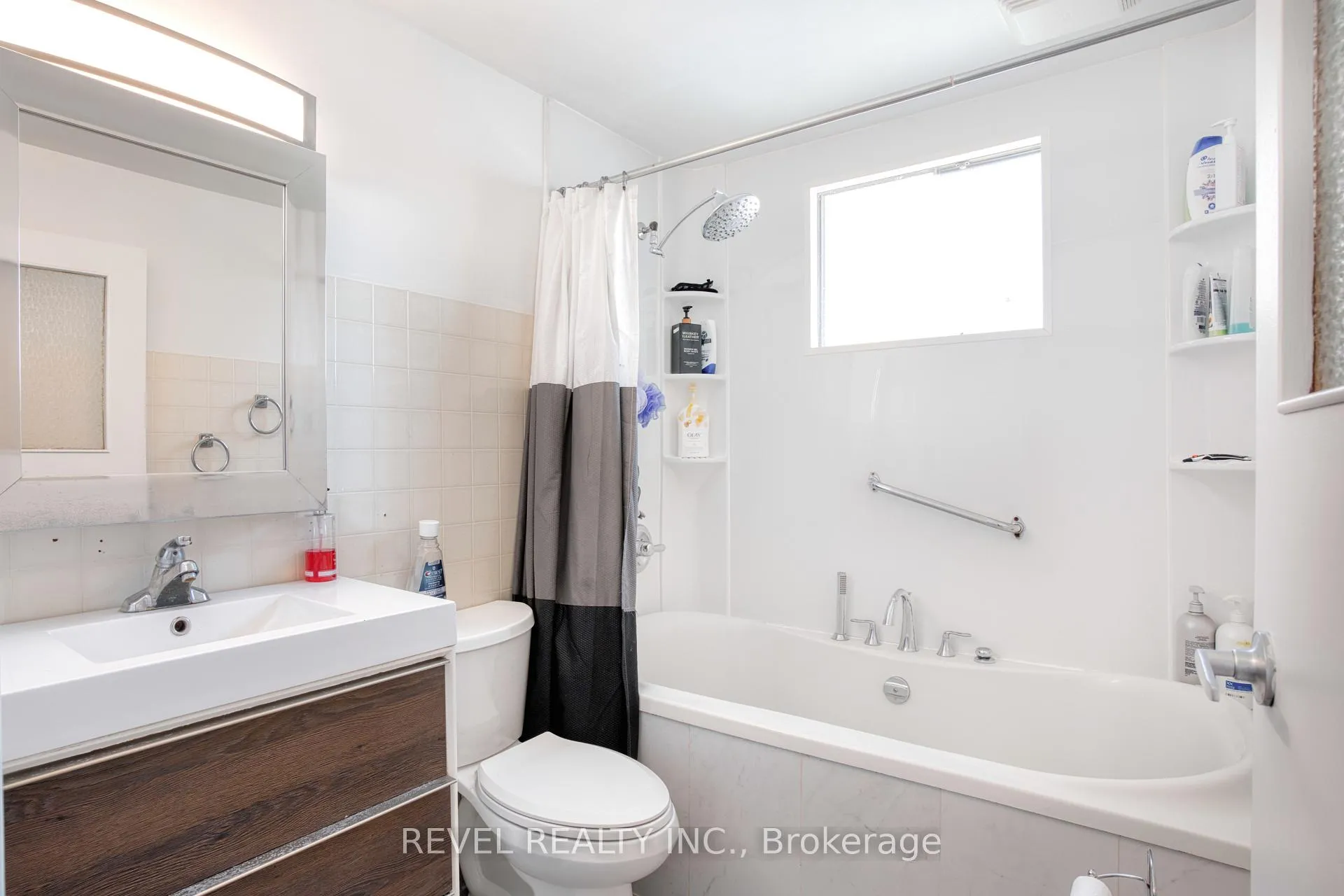 Photo 11 of 15330 Plover Mills Road, Middlesex Centre, Bryanston — HOMEH