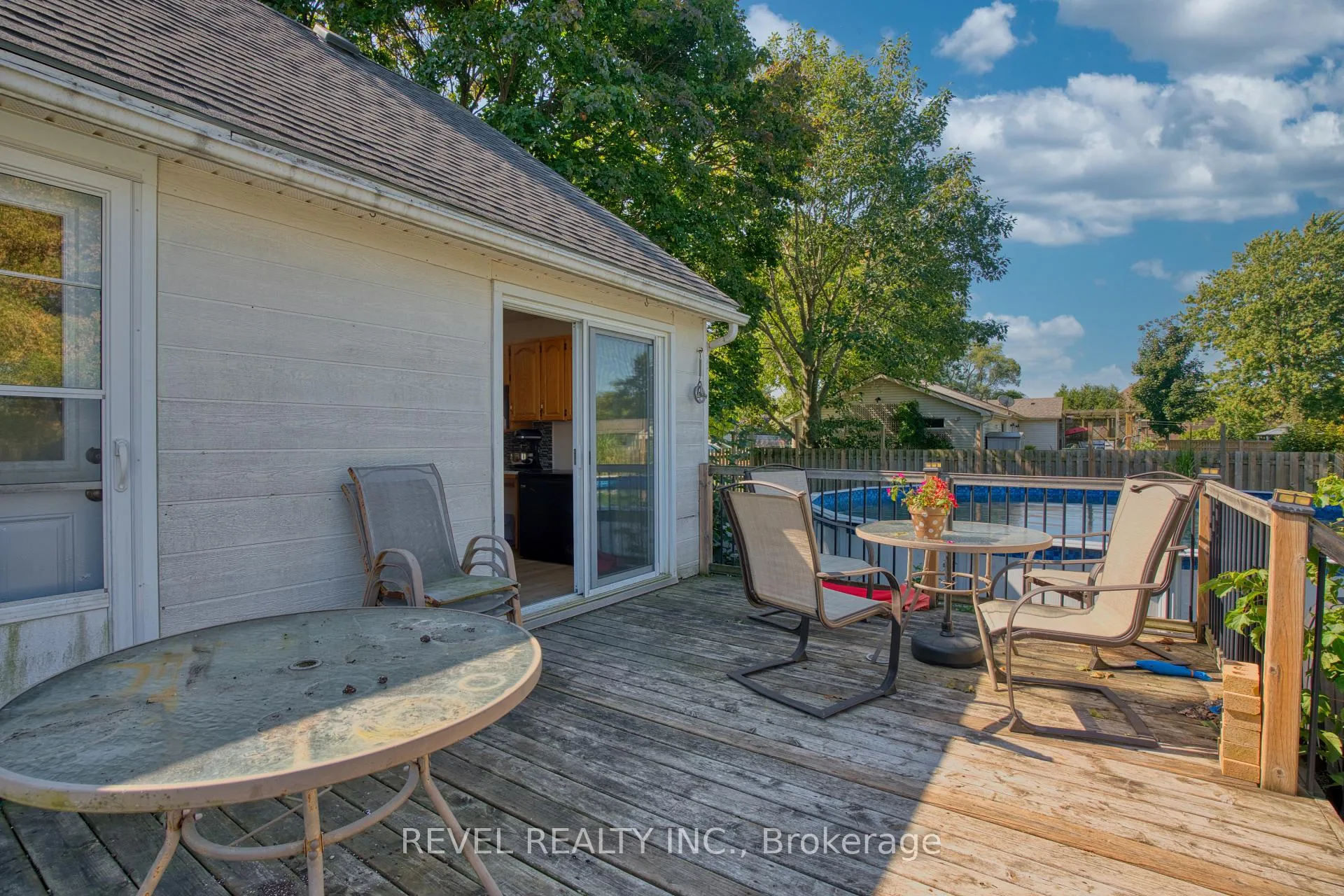 Photo 16 of 15330 Plover Mills Road, Middlesex Centre, Bryanston — HOMEH