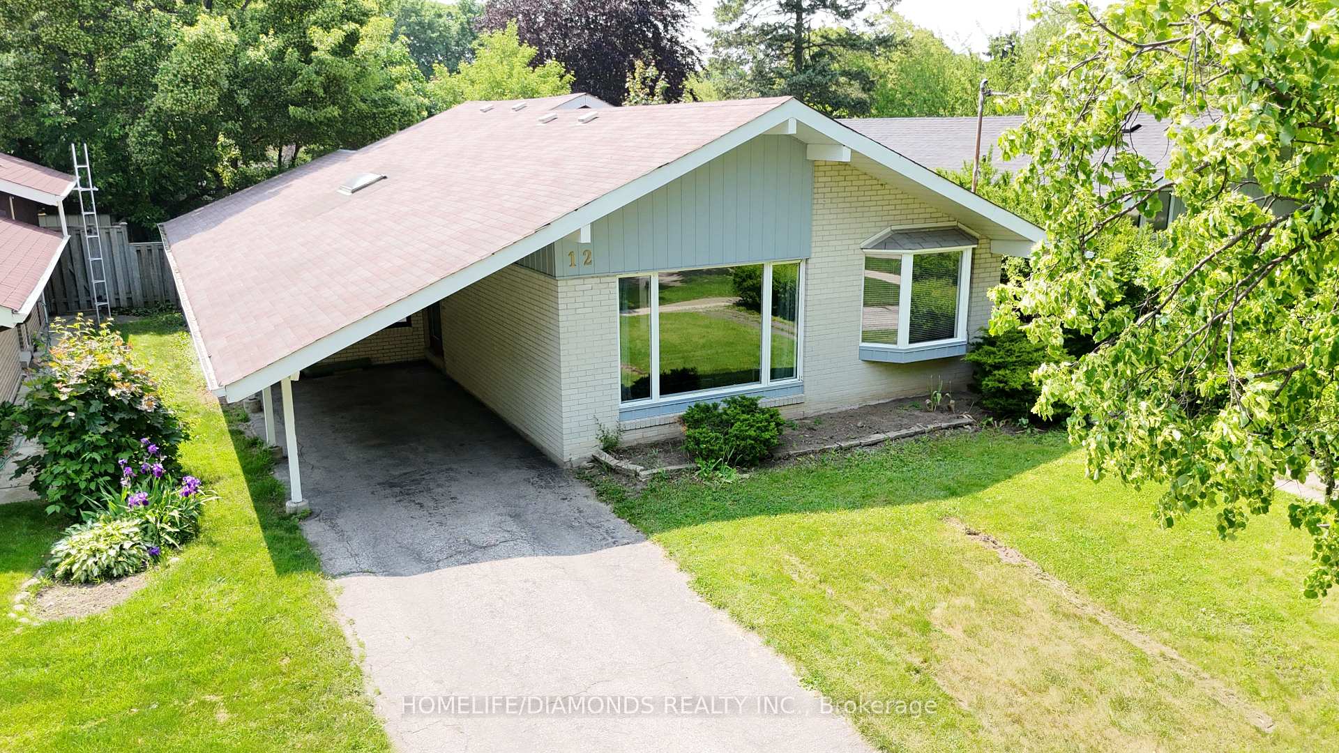 Photo 5 of 12 Munson Crescent, Scarborough, Bendale — HOMEH
