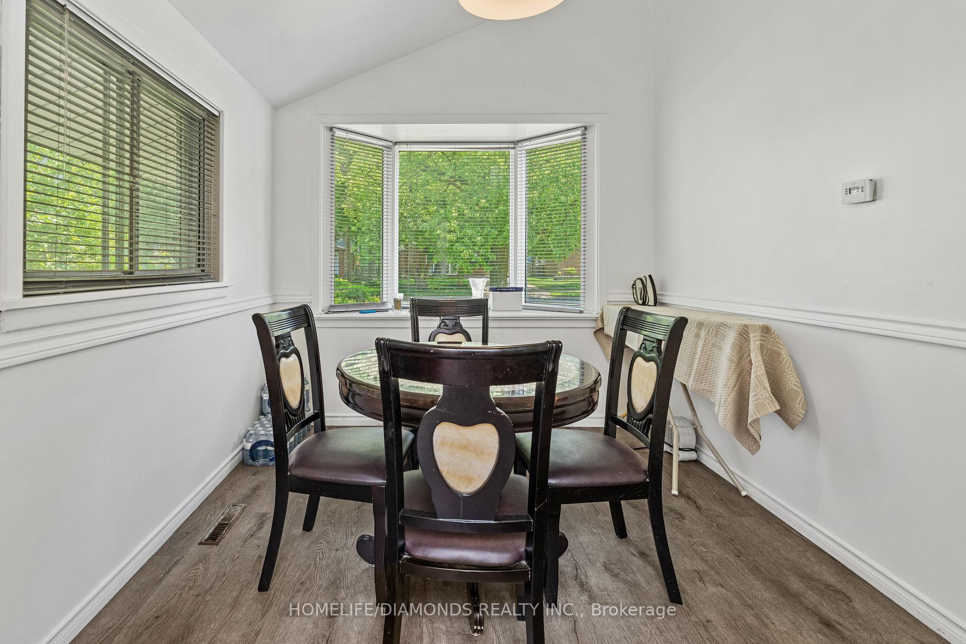 Photo 19 of 12 Munson Crescent, Scarborough, Bendale — HOMEH