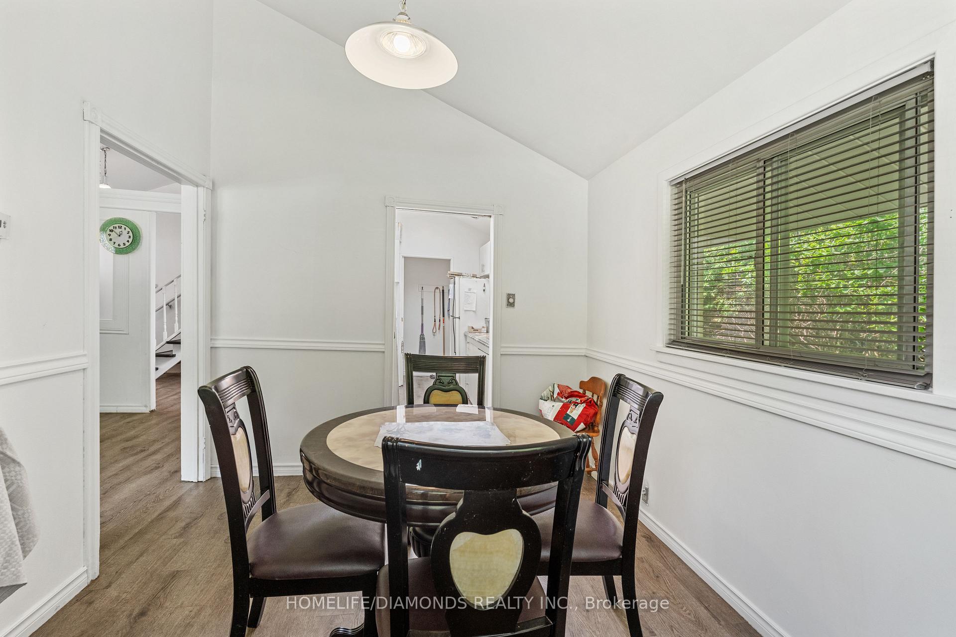 Photo 20 of 12 Munson Crescent, Scarborough, Bendale — HOMEH