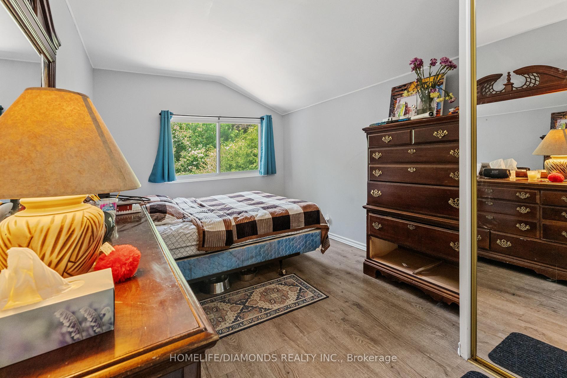 Photo 35 of 12 Munson Crescent, Scarborough, Bendale — HOMEH