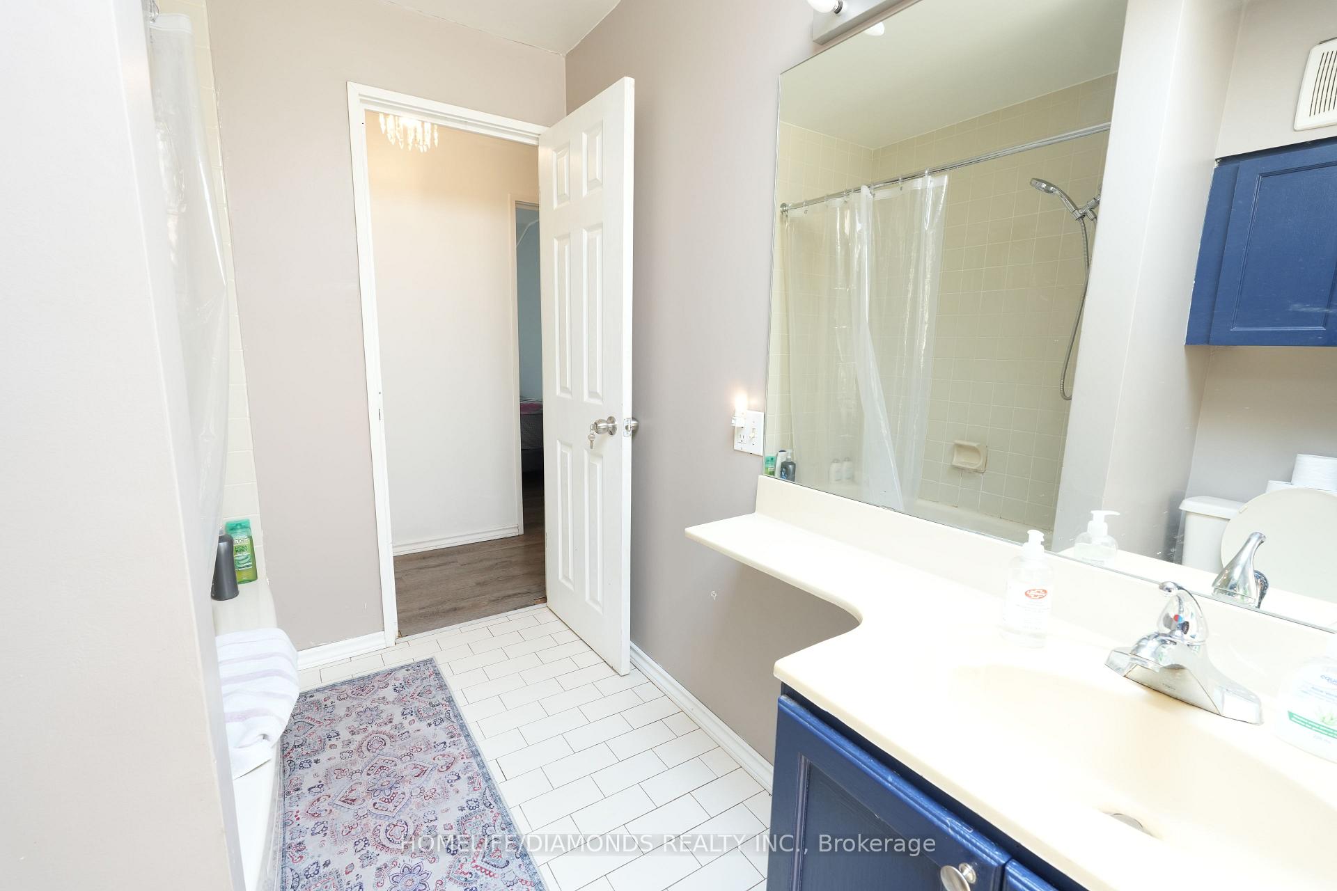 Photo 42 of 12 Munson Crescent, Scarborough, Bendale — HOMEH