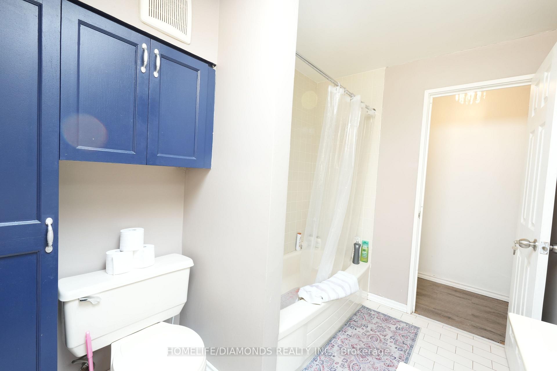 Photo 43 of 12 Munson Crescent, Scarborough, Bendale — HOMEH