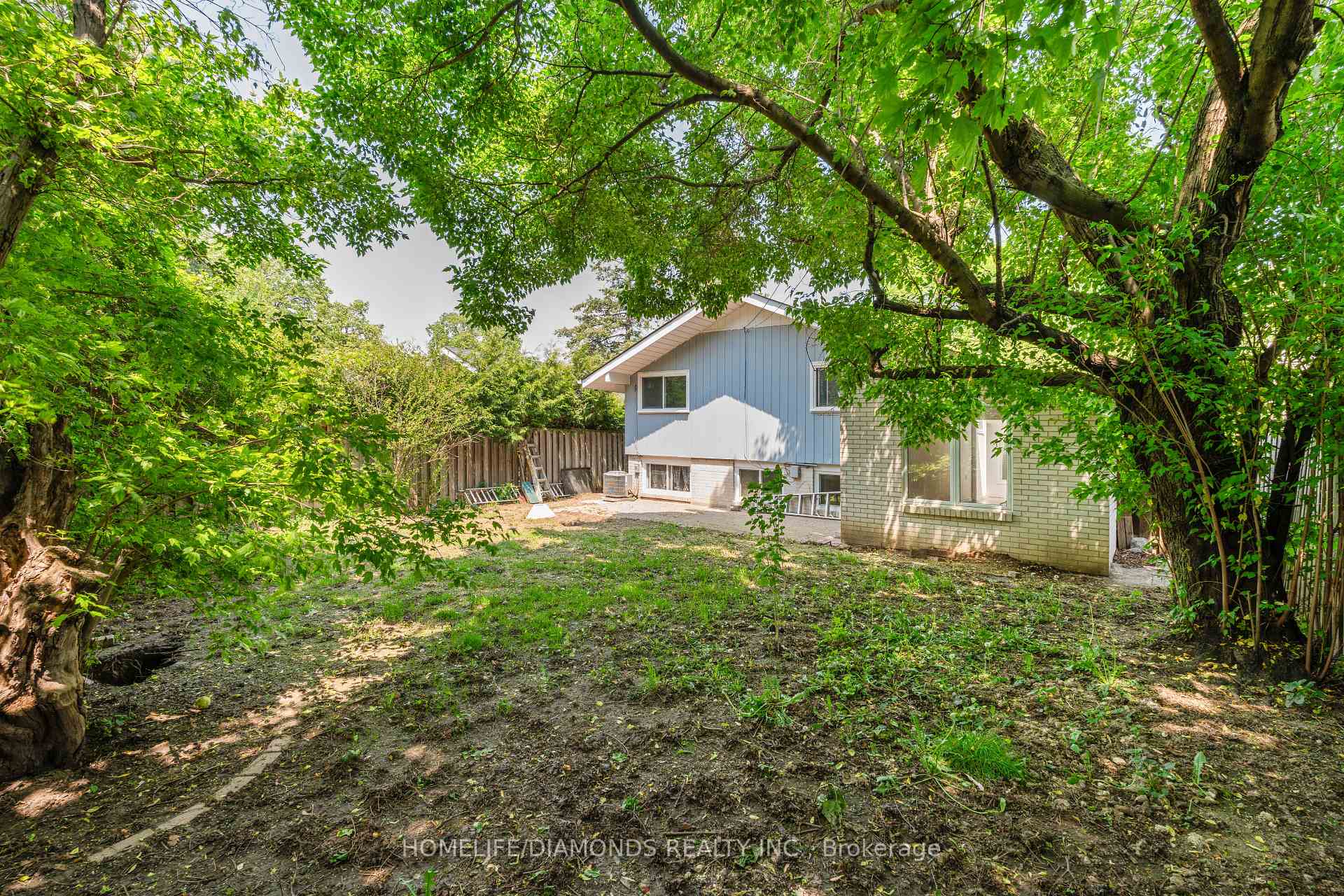 Photo 45 of 12 Munson Crescent, Scarborough, Bendale — HOMEH