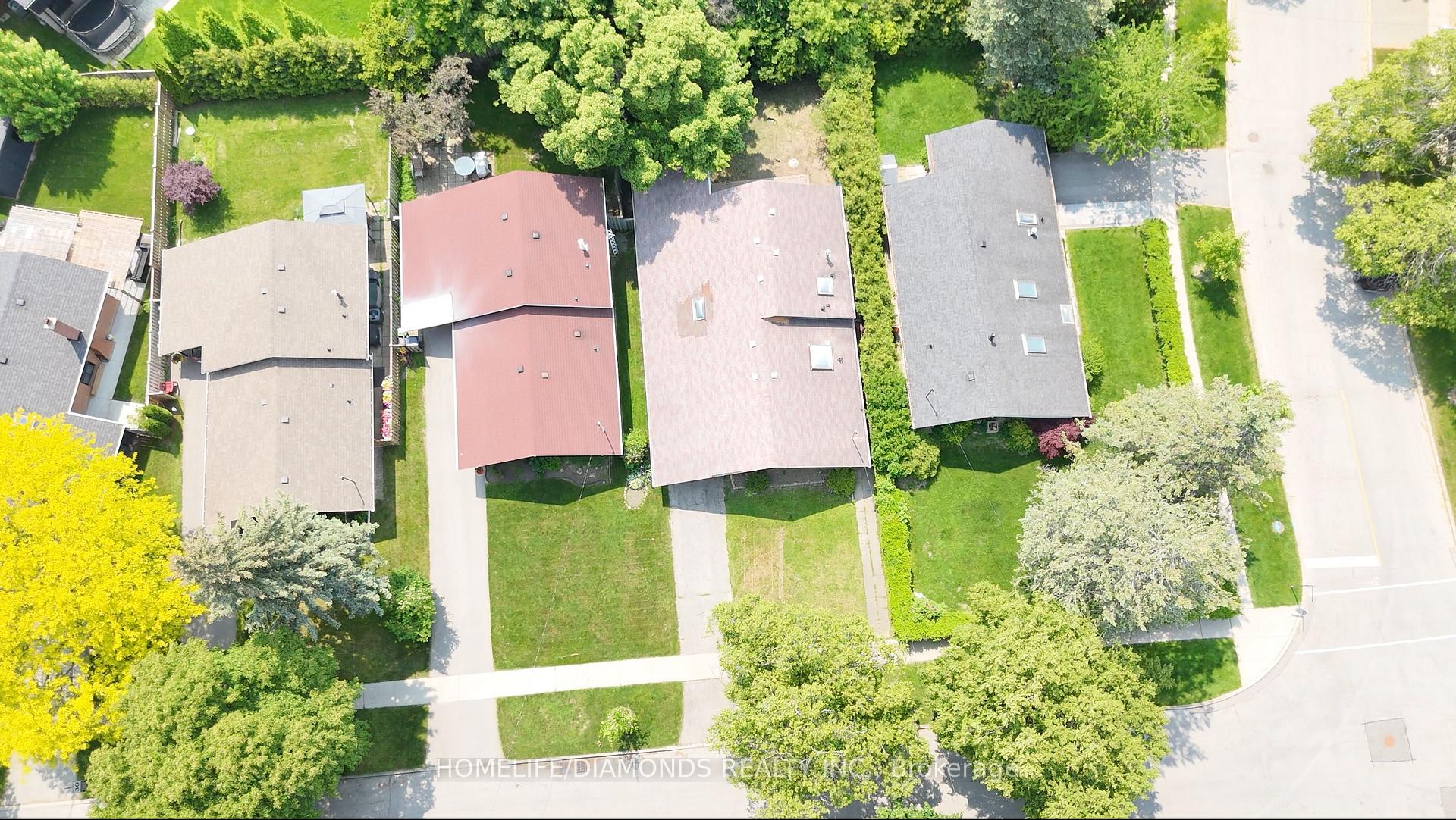 Photo 46 of 12 Munson Crescent, Scarborough, Bendale — HOMEH
