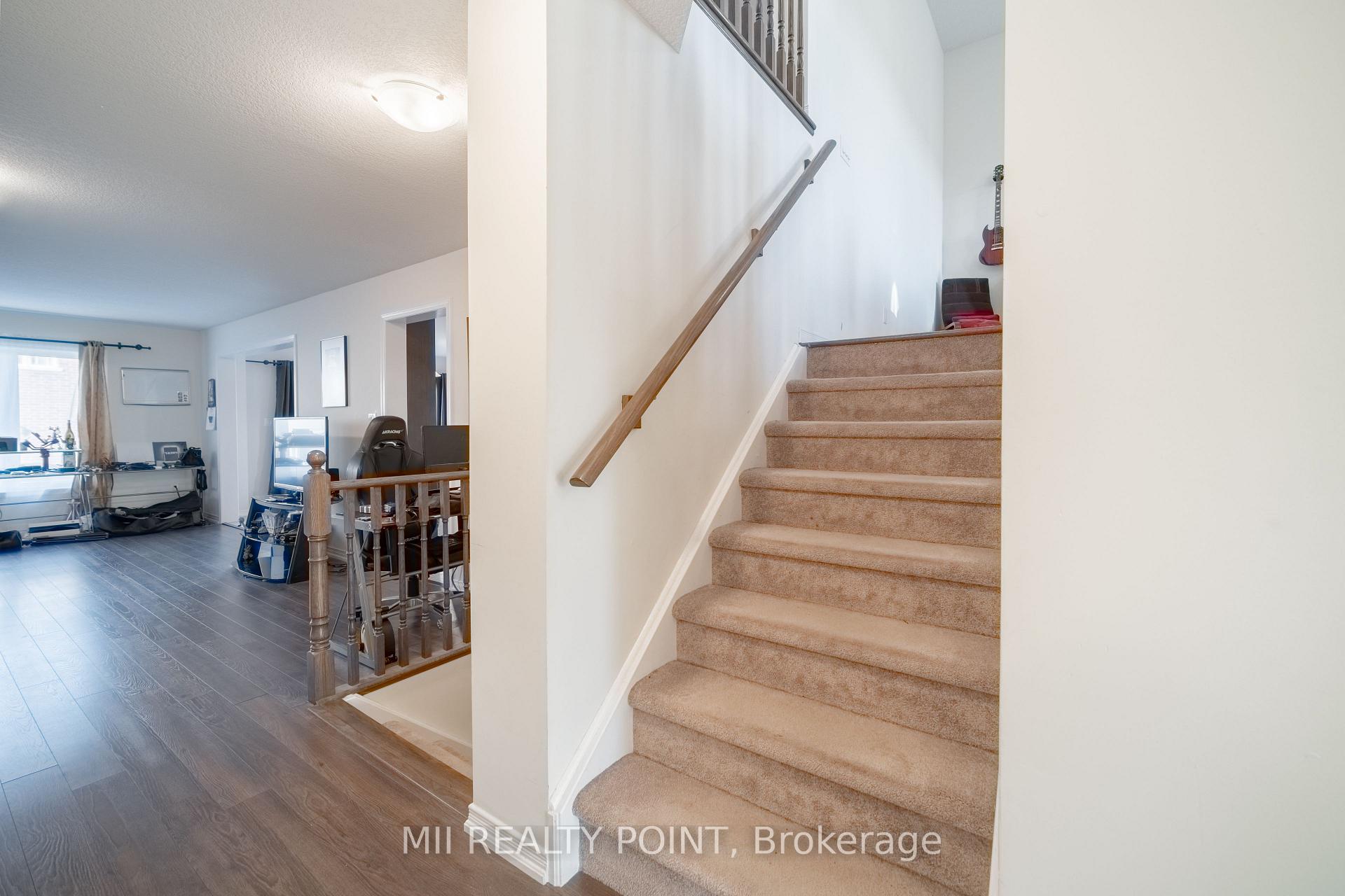 Photo 12 of 10 Alexandra Drive, Thorold, Hurricane/Merrittville — HOMEH
