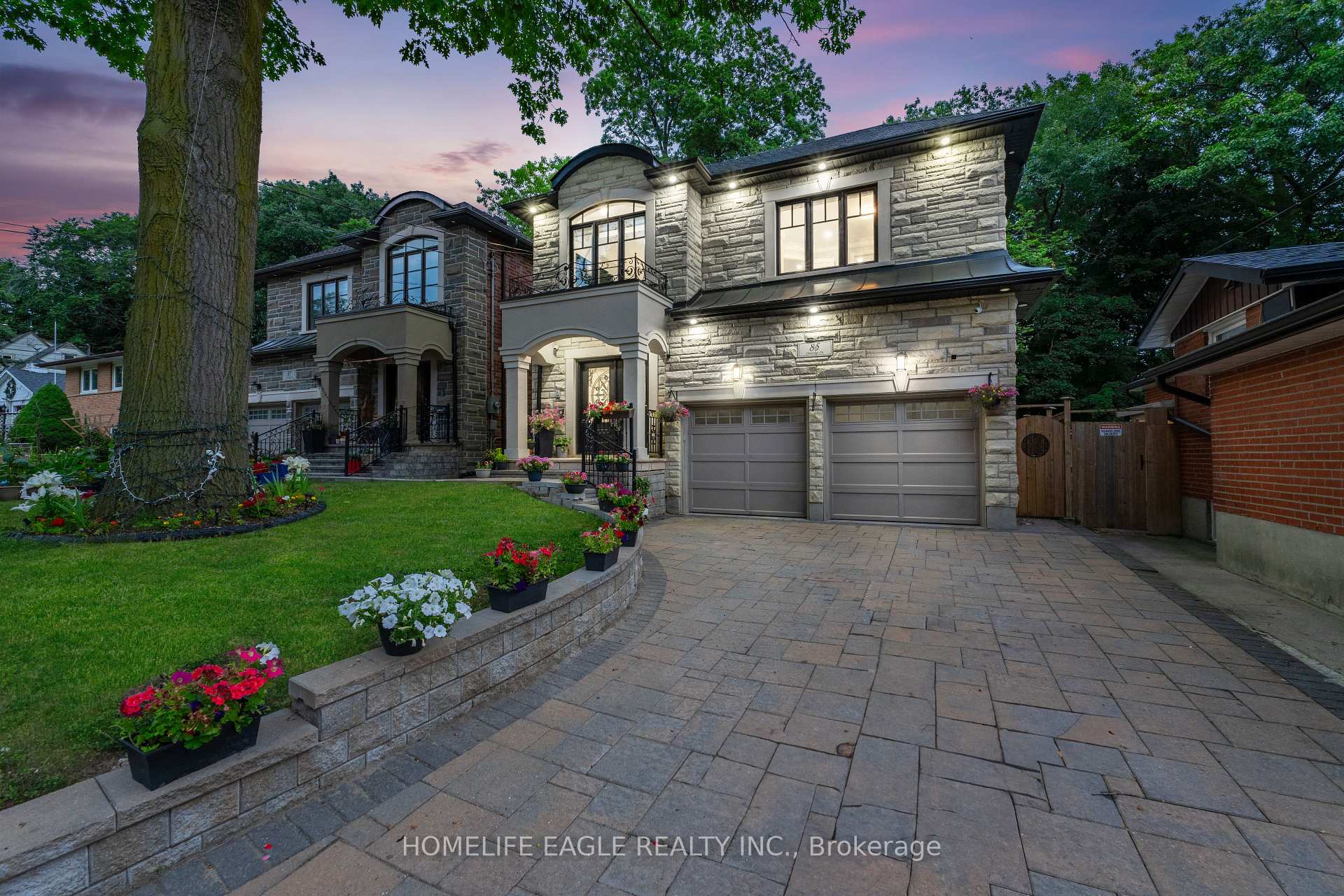 Front of 85 Oakridge Drive