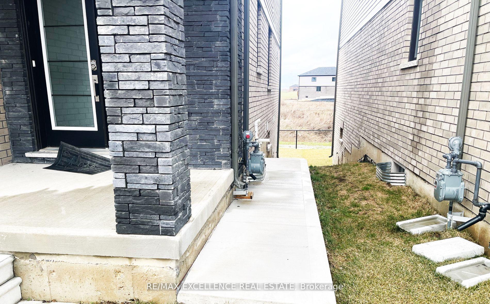 Photo 24 of 175 Vanilla Trail, Thorold, Rolling Meadows — HOMEH