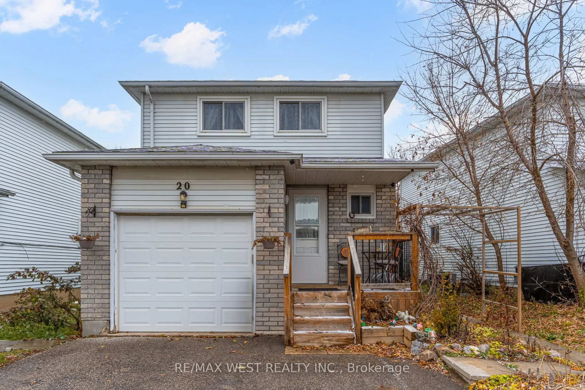 Photo 1 of 20 Corbett Drive, Barrie, Grove East — HOMEH