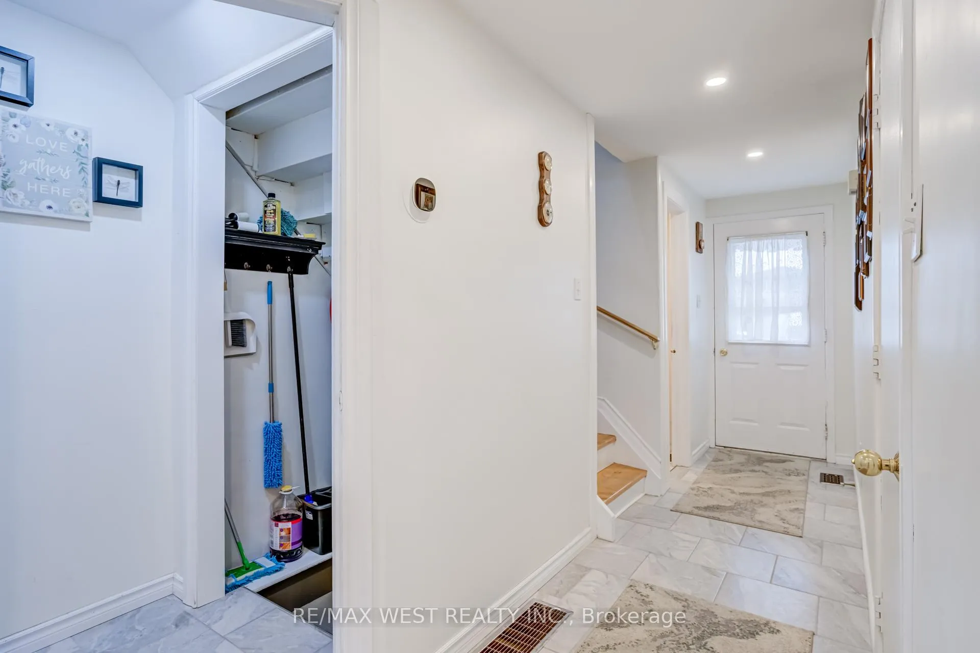 Photo 18 of 20 Corbett Drive, Barrie, Grove East — HOMEH