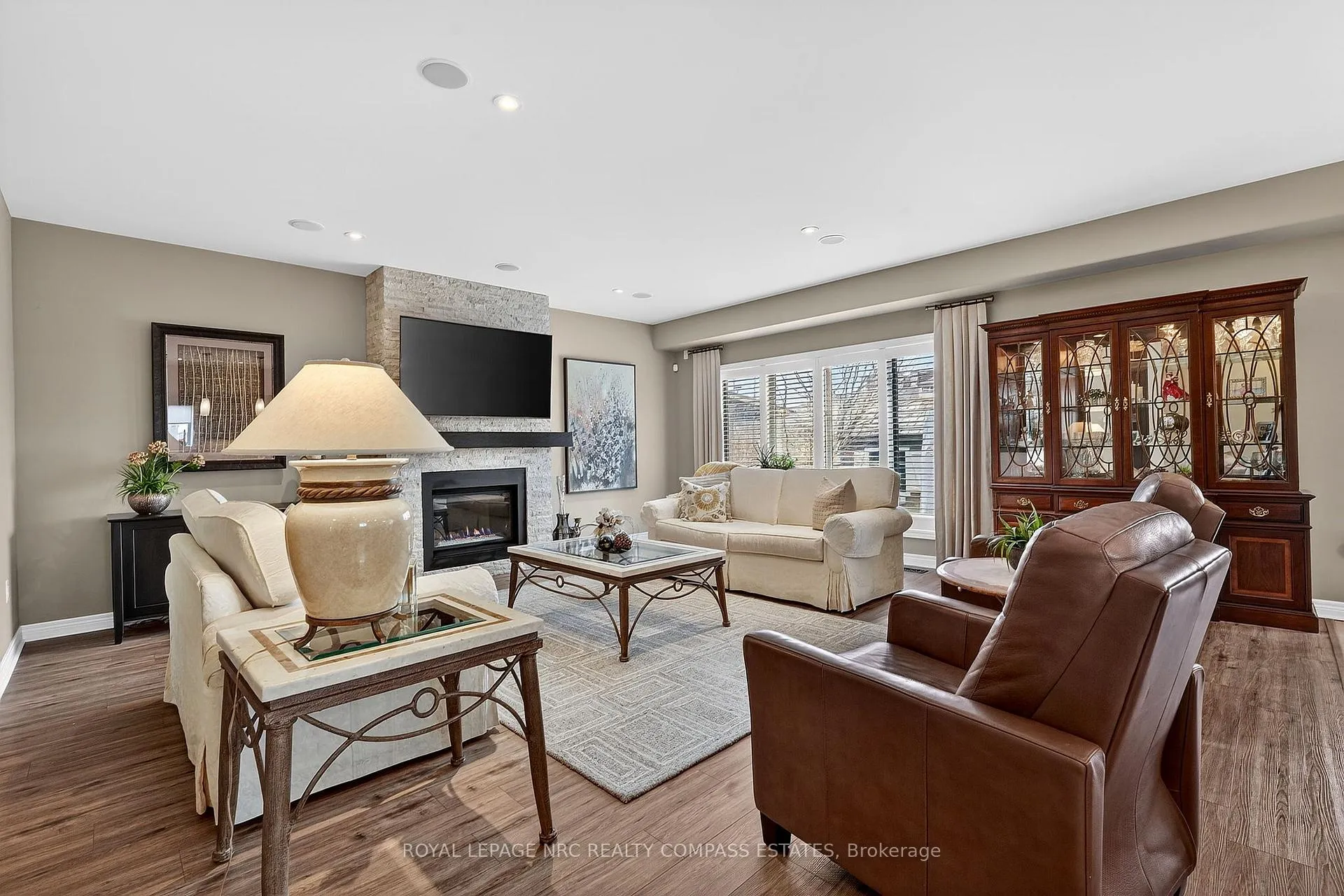 Photo 13 of 4776 Victor Drive, Niagara Falls, Morrison — HOMEH