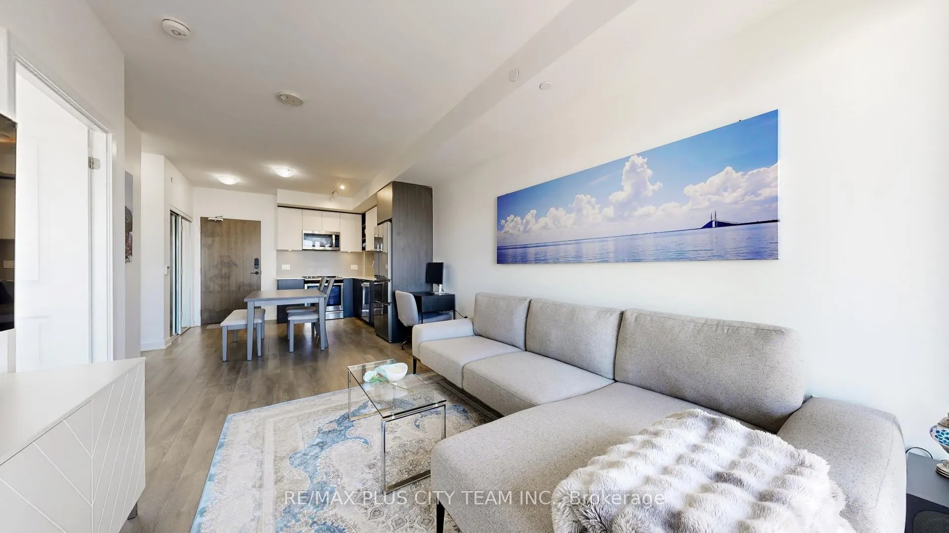 Photo 5 of Unit 626, 100 Eagle Rock Way, Vaughan, Rural Vaughan — HOMEH