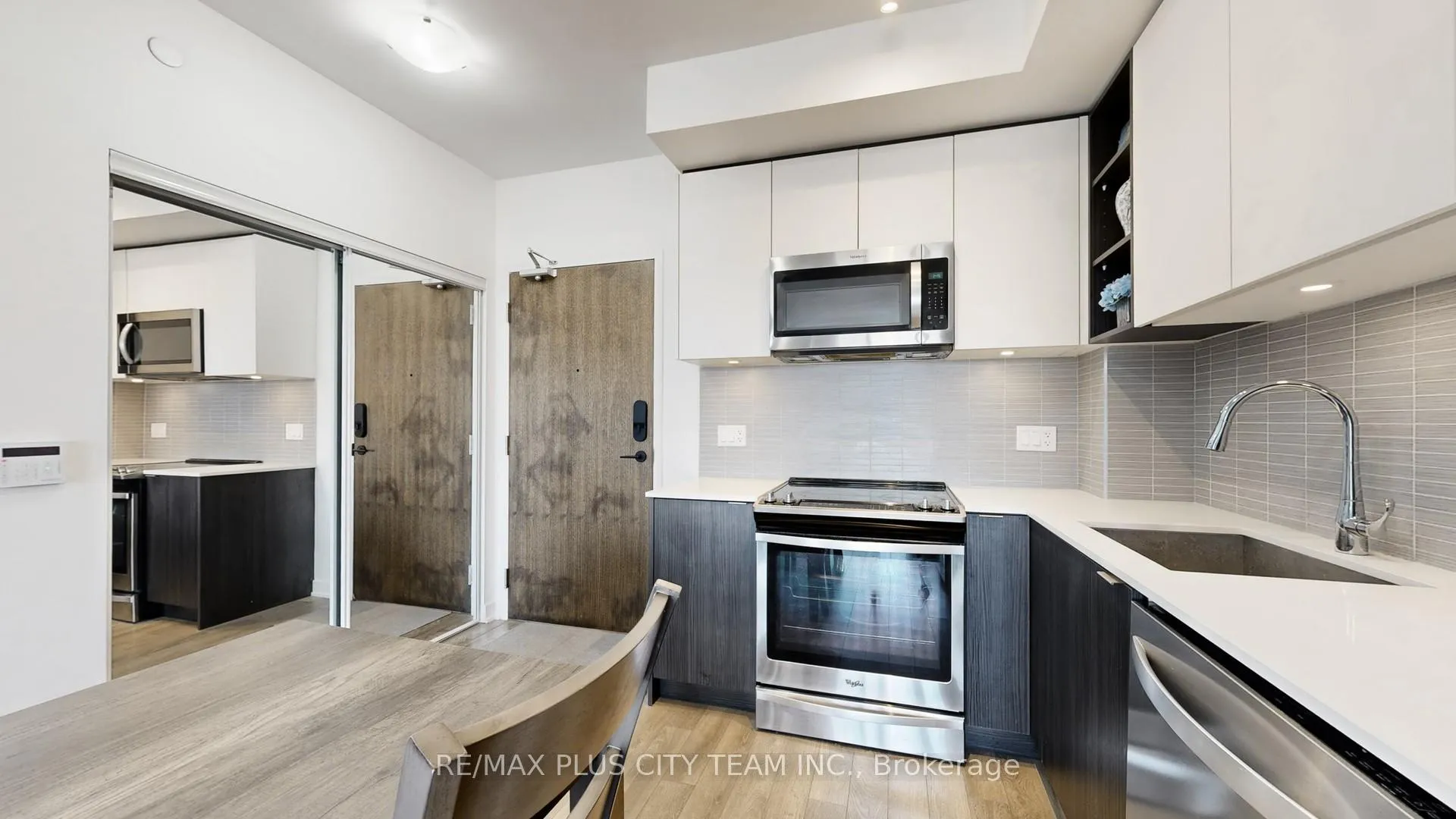 Photo 8 of Unit 626, 100 Eagle Rock Way, Vaughan, Rural Vaughan — HOMEH
