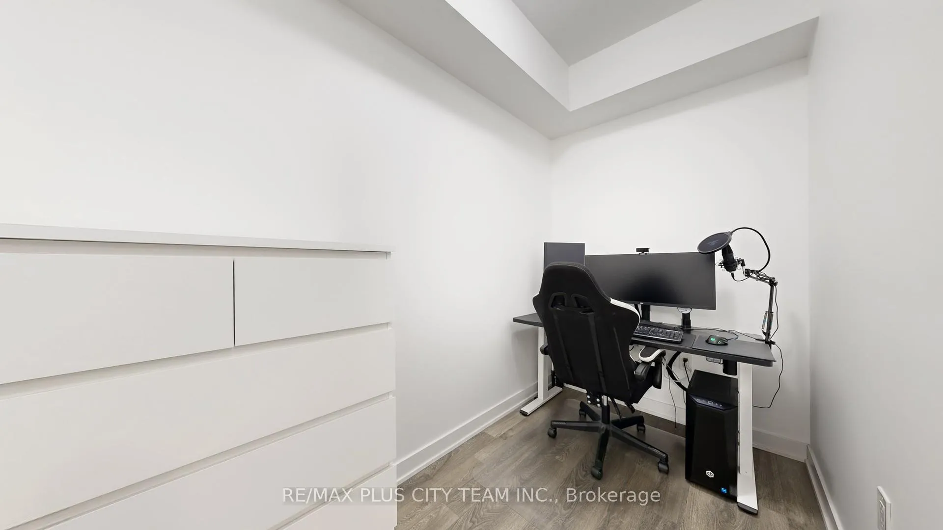 Photo 12 of Unit 626, 100 Eagle Rock Way, Vaughan, Rural Vaughan — HOMEH