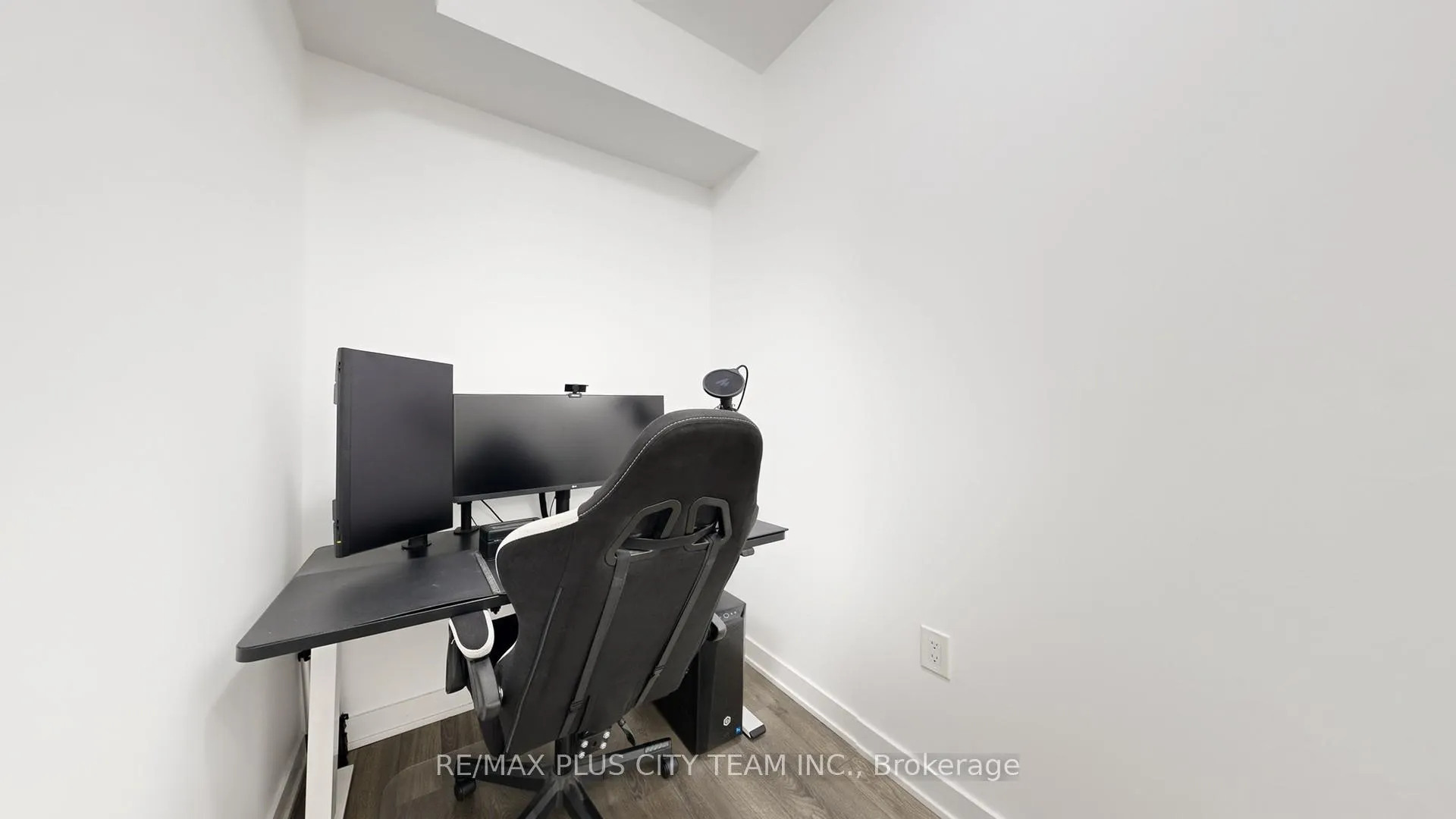 Photo 13 of Unit 626, 100 Eagle Rock Way, Vaughan, Rural Vaughan — HOMEH