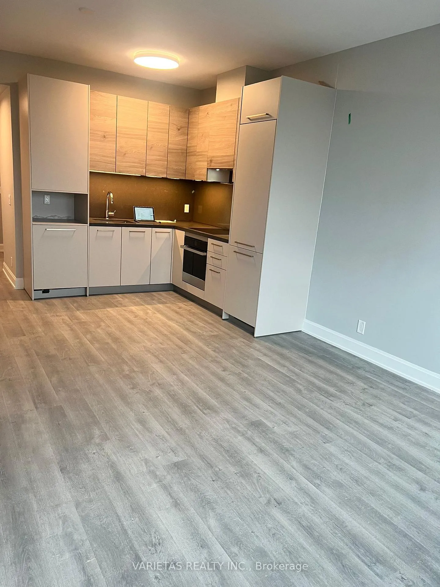 Photo 6 of Unit 1707, 12 Gandhi Lane, Markham, Commerce Valley — HOMEH