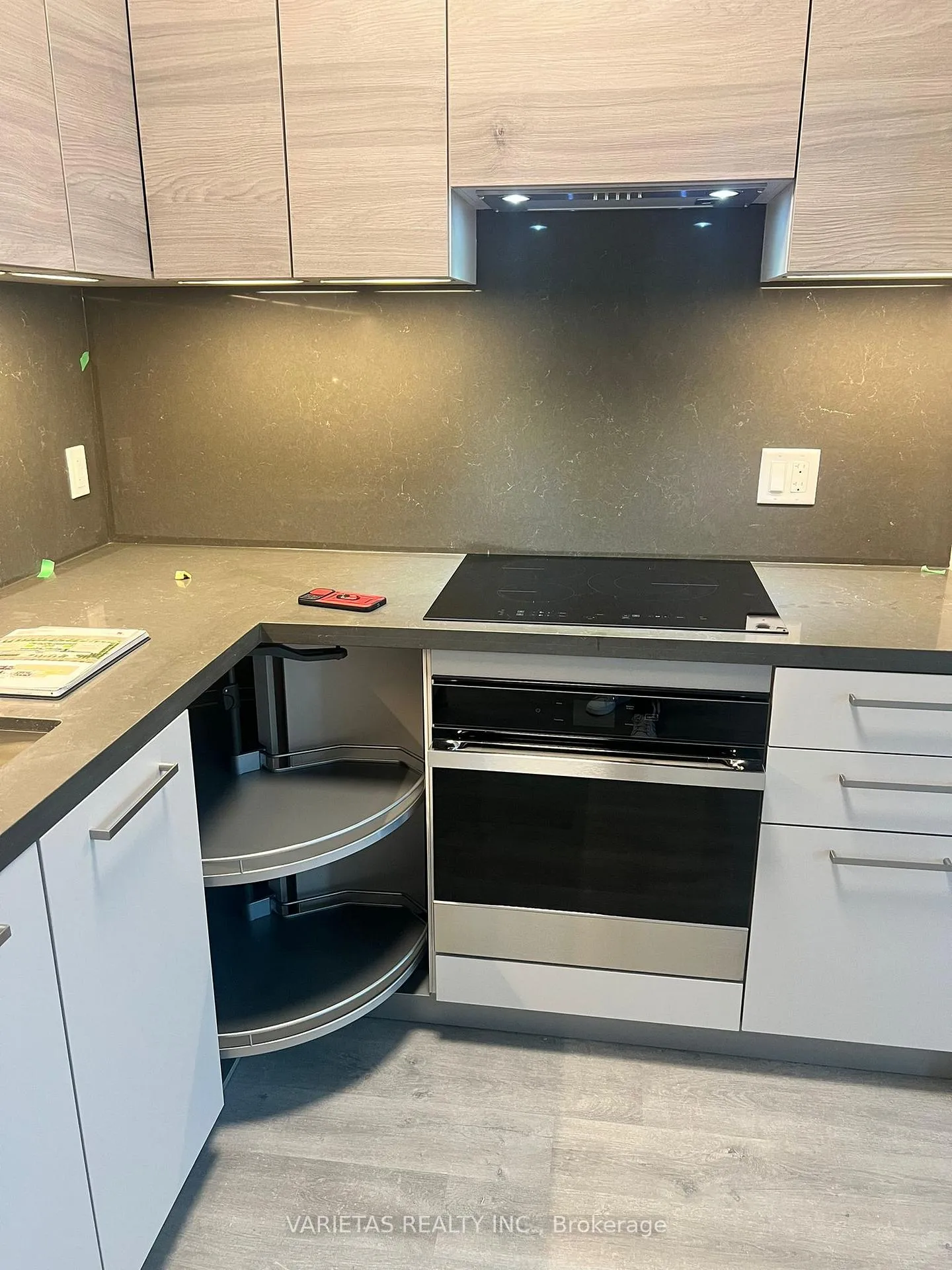 Photo 7 of Unit 1707, 12 Gandhi Lane, Markham, Commerce Valley — HOMEH