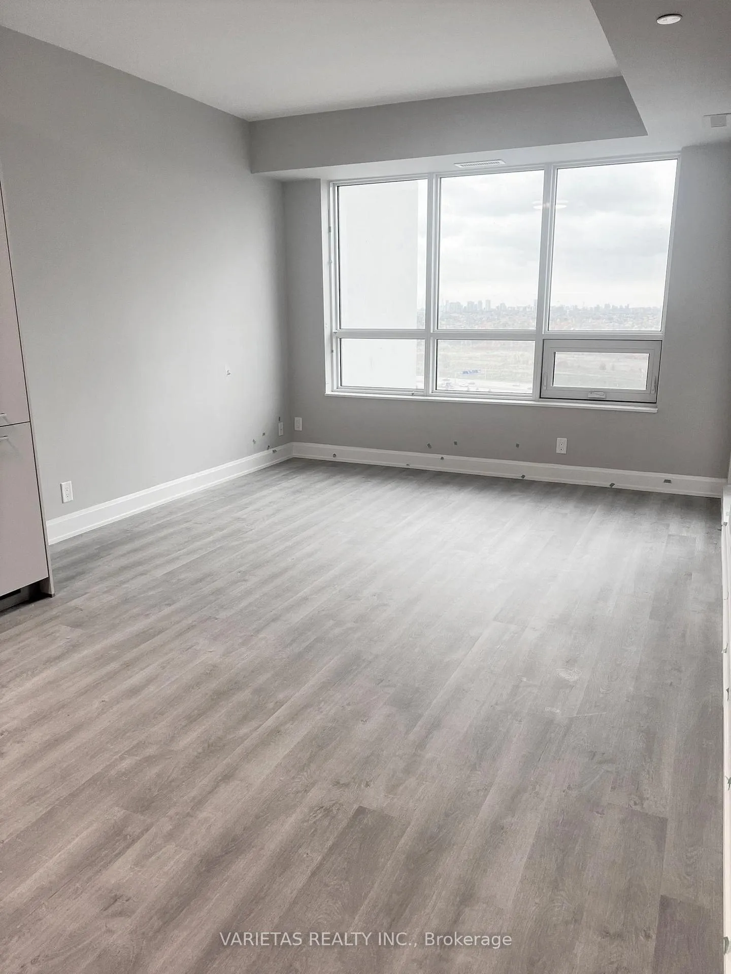 Photo 10 of Unit 1707, 12 Gandhi Lane, Markham, Commerce Valley — HOMEH