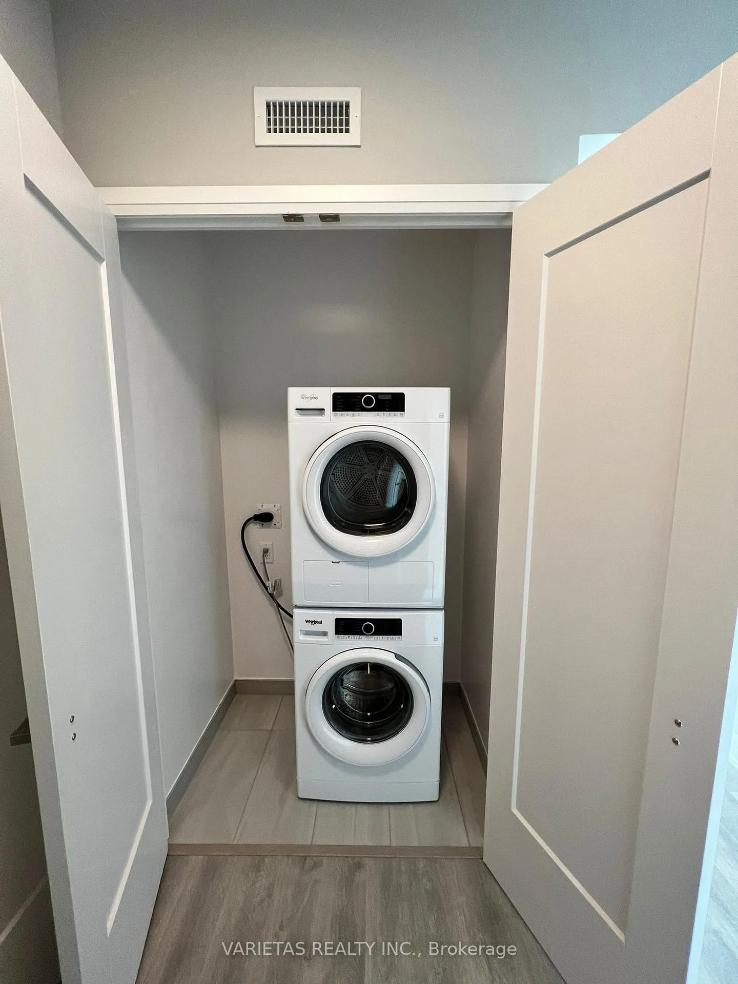Photo 11 of Unit 1707, 12 Gandhi Lane, Markham, Commerce Valley — HOMEH