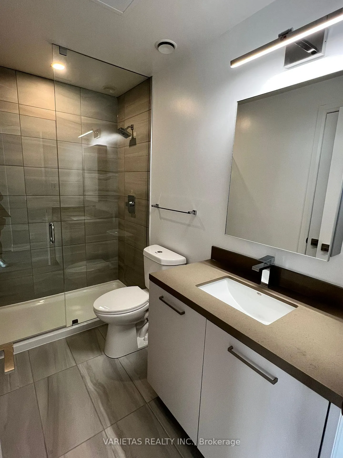 Photo 14 of Unit 1707, 12 Gandhi Lane, Markham, Commerce Valley — HOMEH