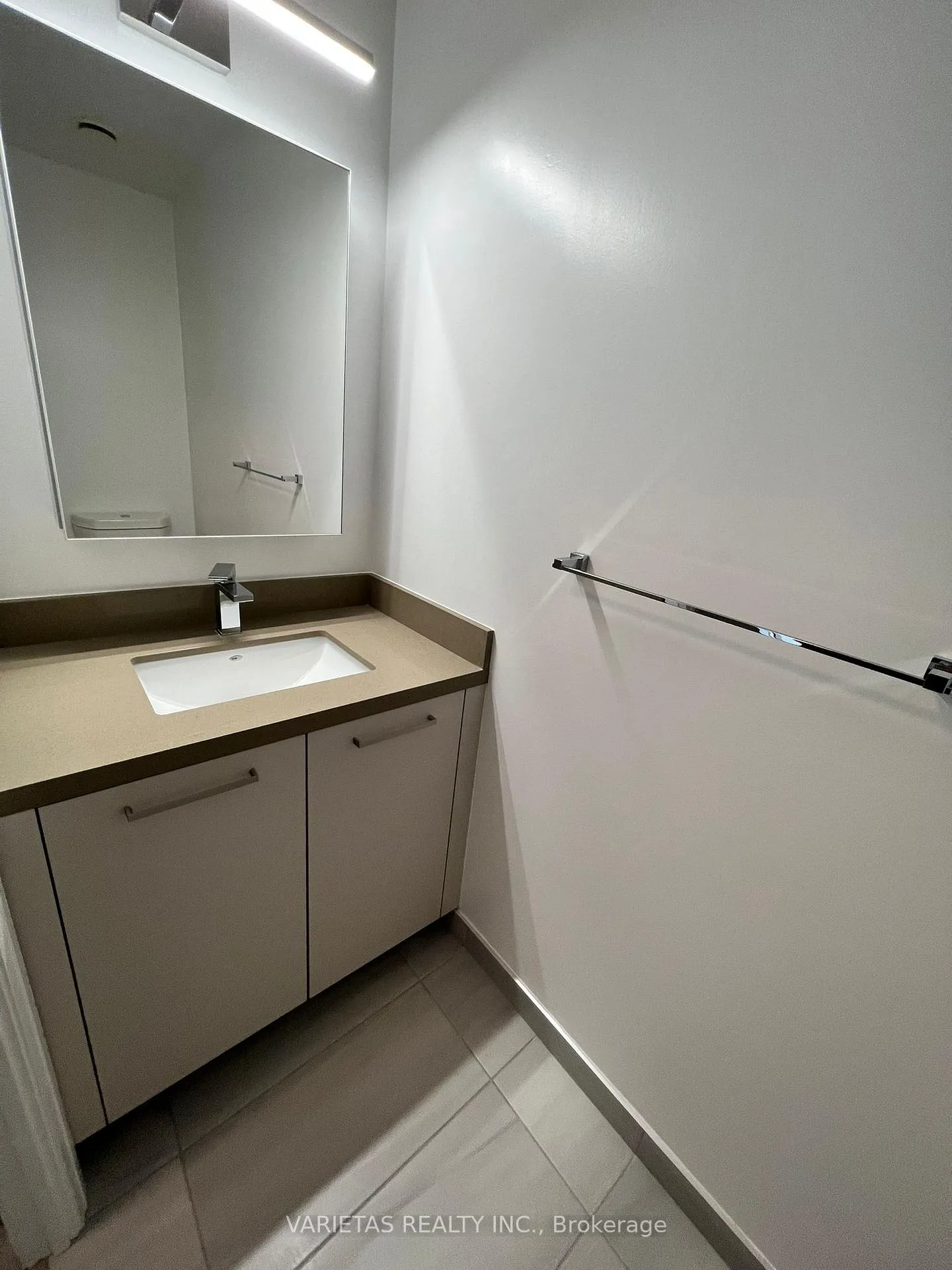 Photo 16 of Unit 1707, 12 Gandhi Lane, Markham, Commerce Valley — HOMEH