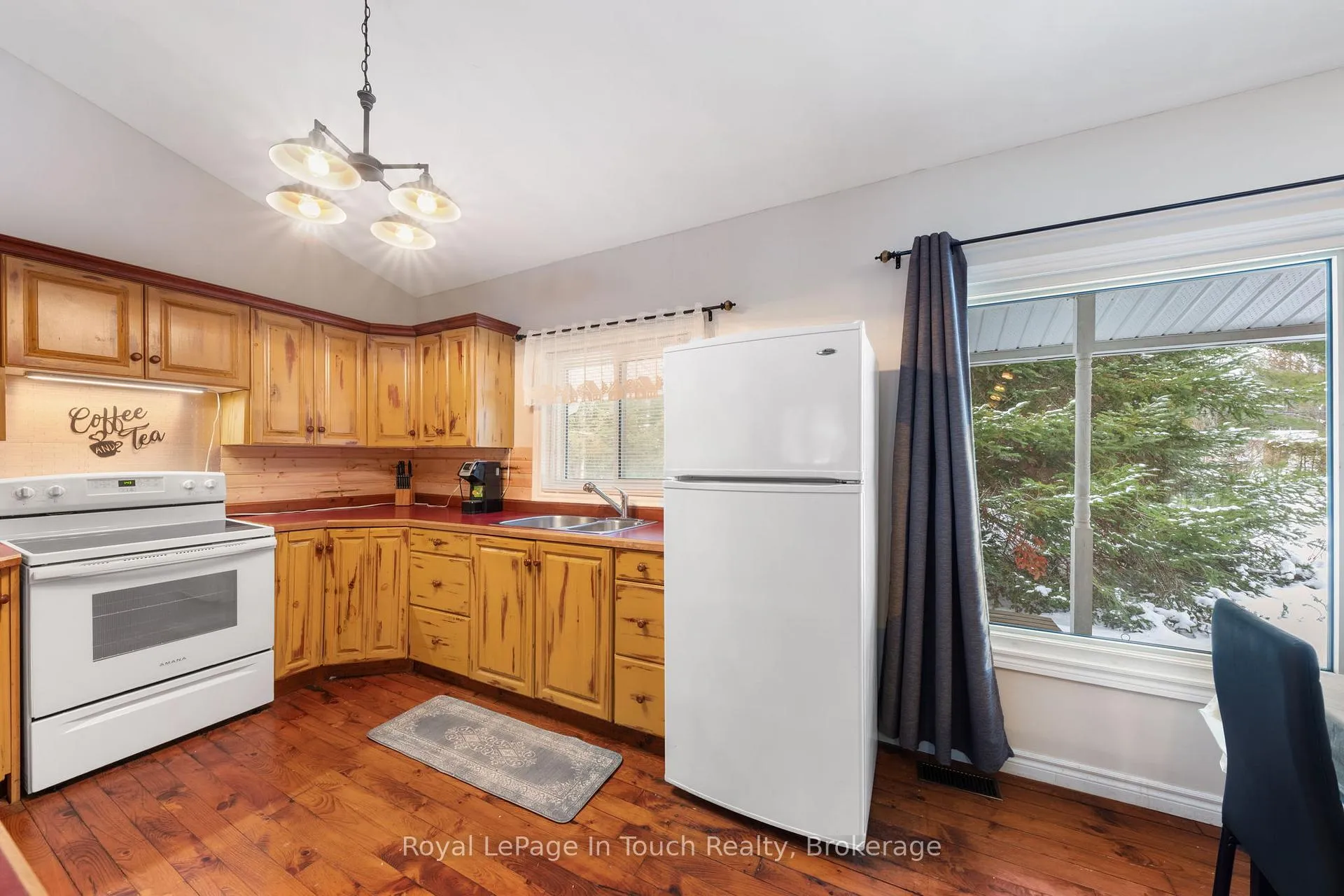Photo 32 of 2198 Champlain Road, Tiny, Rural Tiny — HOMEH