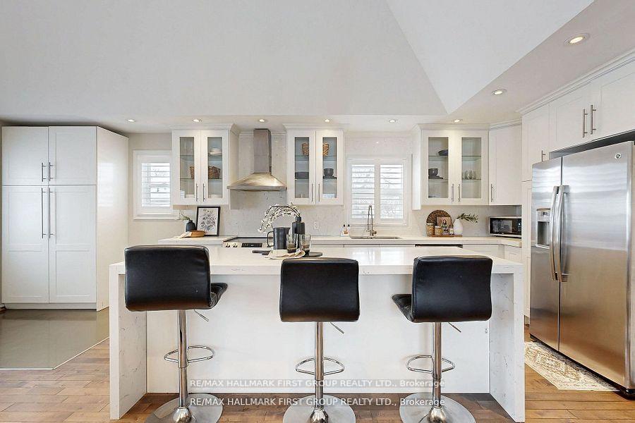 Photo 9 of 43 Benlight Crescent, Scarborough, Woburn — HOMEH