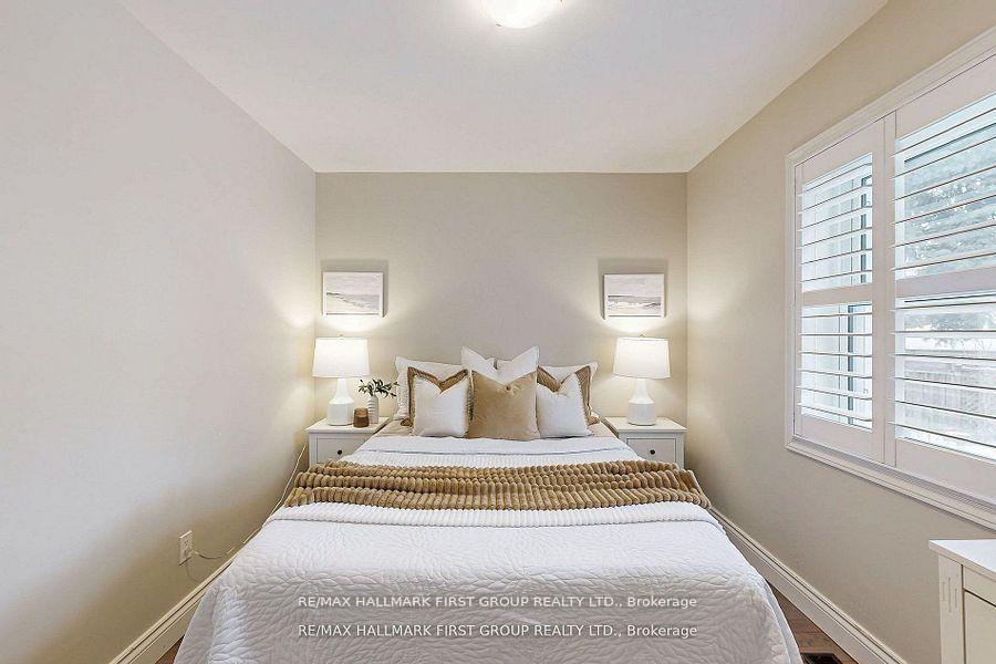 Photo 23 of 43 Benlight Crescent, Scarborough, Woburn — HOMEH