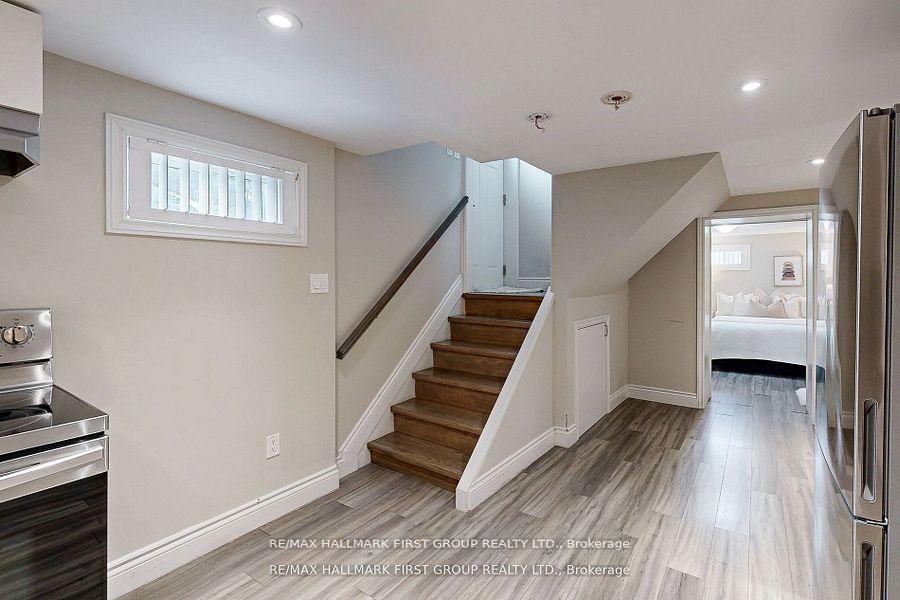Photo 28 of 43 Benlight Crescent, Scarborough, Woburn — HOMEH