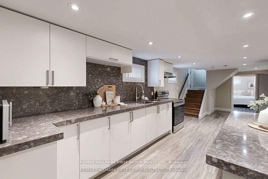 Photo 32 of 43 Benlight Crescent, Scarborough, Woburn — HOMEH