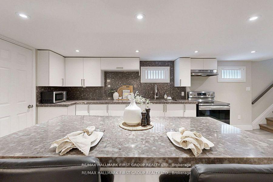 Photo 35 of 43 Benlight Crescent, Scarborough, Woburn — HOMEH