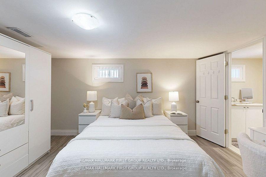 Photo 41 of 43 Benlight Crescent, Scarborough, Woburn — HOMEH