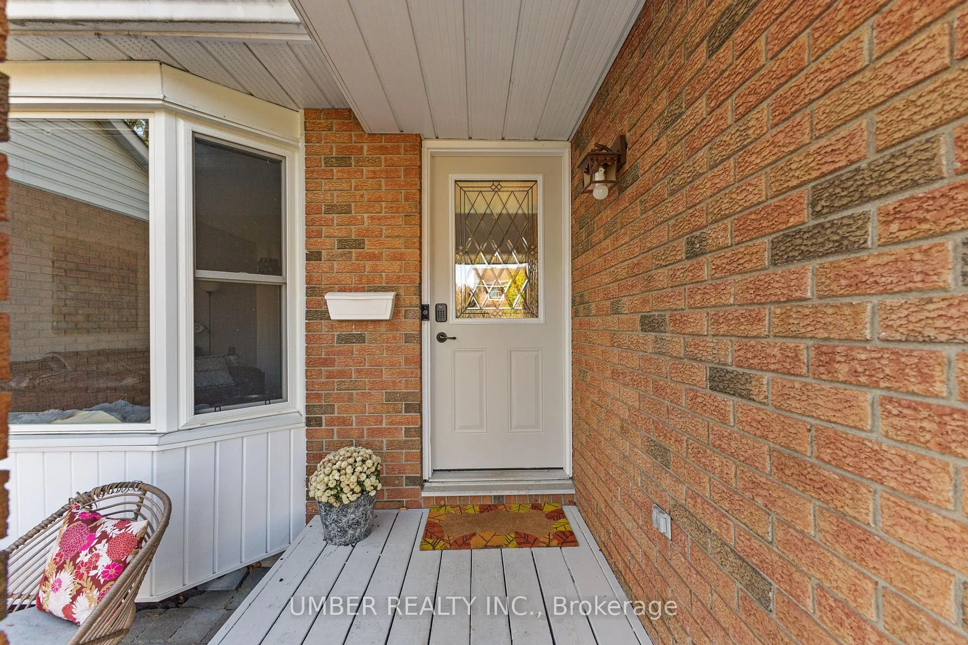 Photo 11 of 1130 St Emmanuel Terrace, Ottawa, Convent Glen North — HOMEH