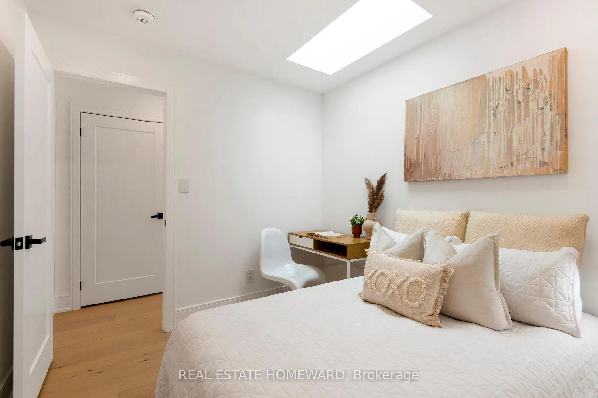 Photo 19 of 32 Westlake Crescent, Toronto, Woodbine-Lumsden — HOMEH