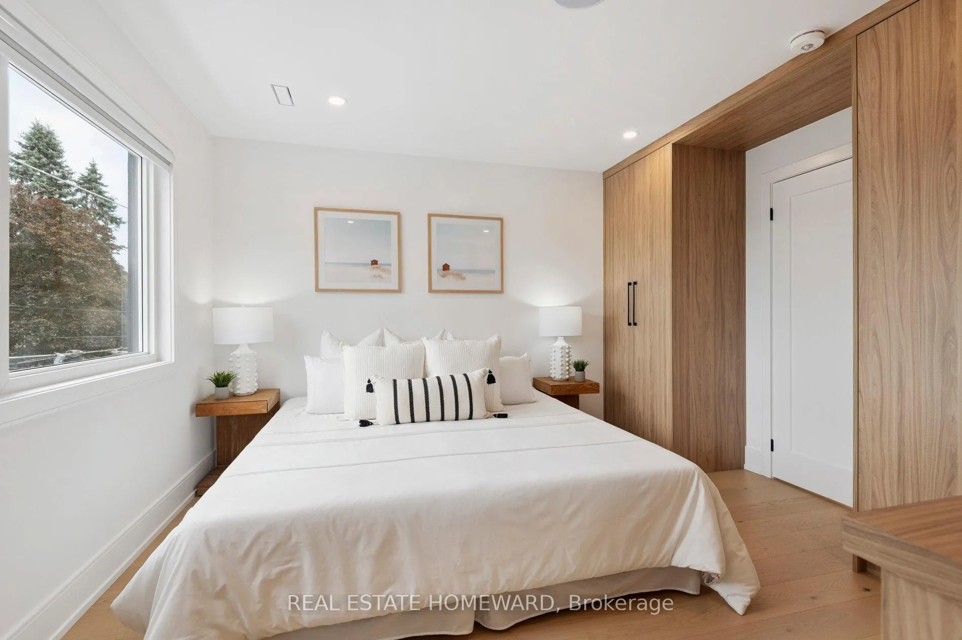 Photo 22 of 32 Westlake Crescent, Toronto, Woodbine-Lumsden — HOMEH