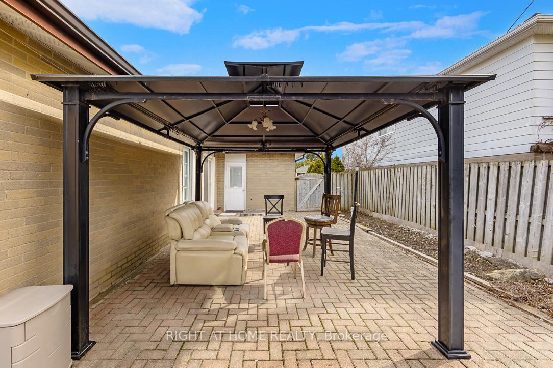 Photo 24 of 16 Grovenest Drive, Scarborough, Morningside — HOMEH