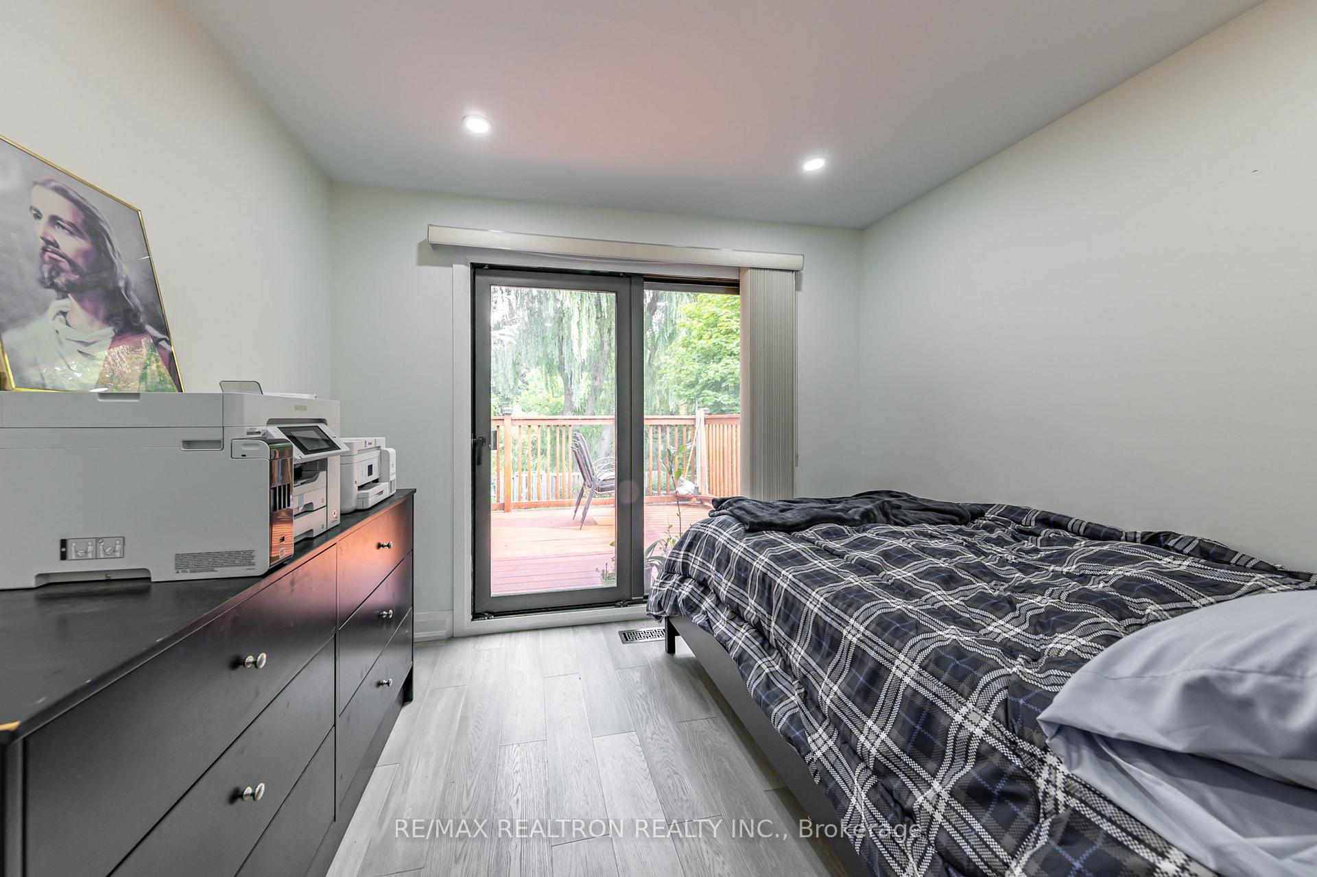 Photo 17 of Unit Upper Level, 111 Mossbank Drive, Scarborough, Woburn — HOMEH
