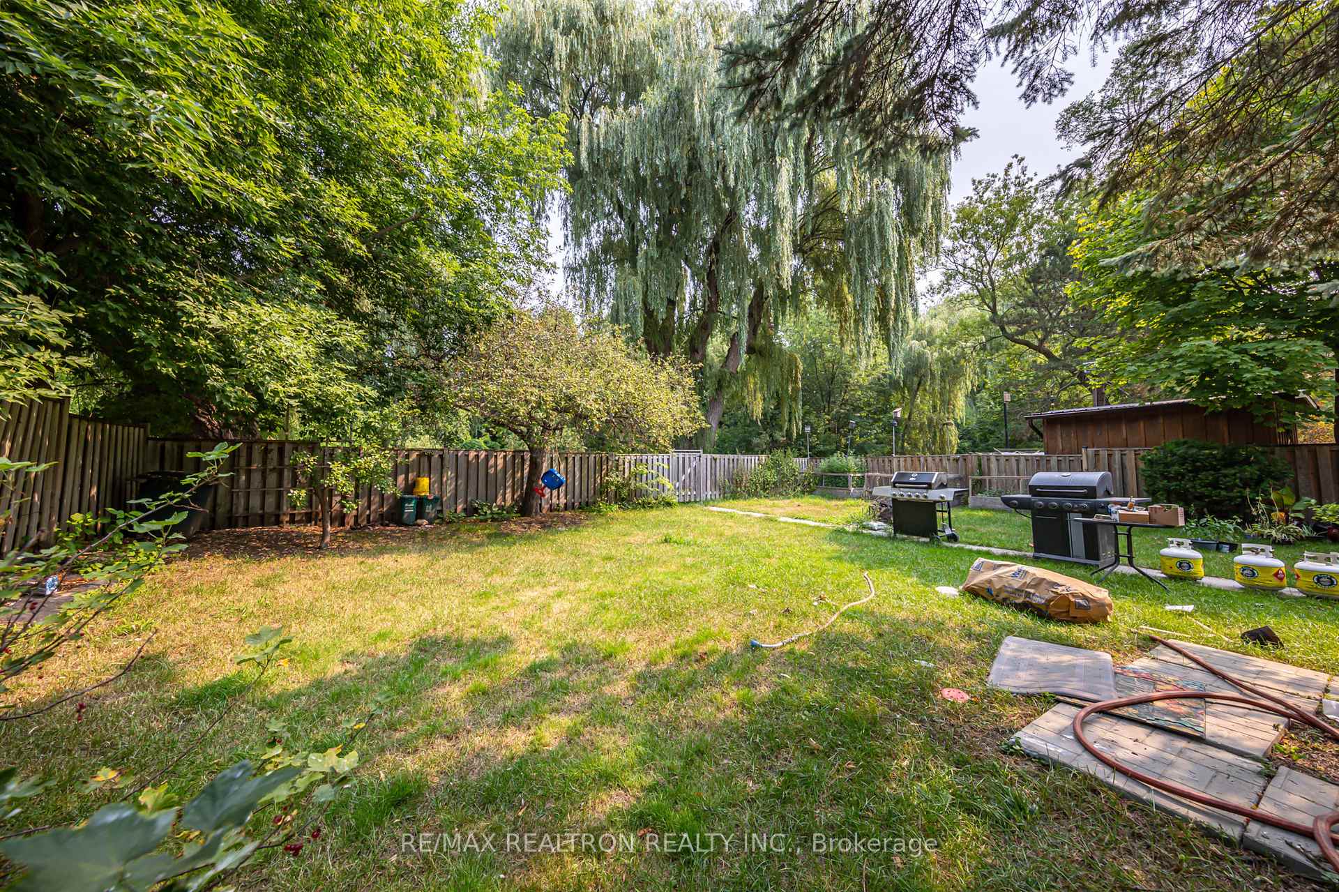 Photo 20 of Unit Upper Level, 111 Mossbank Drive, Scarborough, Woburn — HOMEH