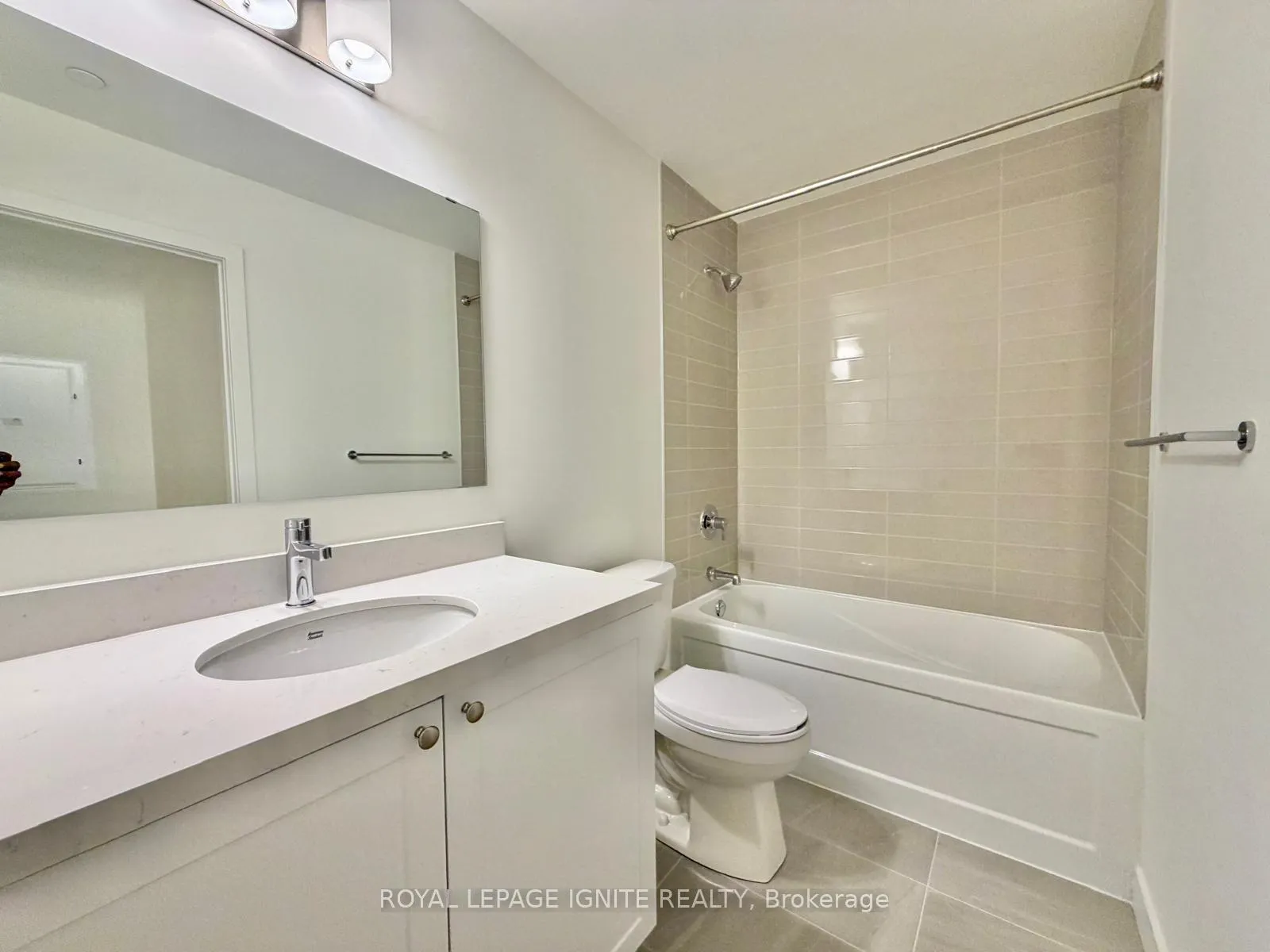 Photo 21 of Unit 1008, 51 Clarington Boulevard, Clarington, Bowmanville — HOMEH