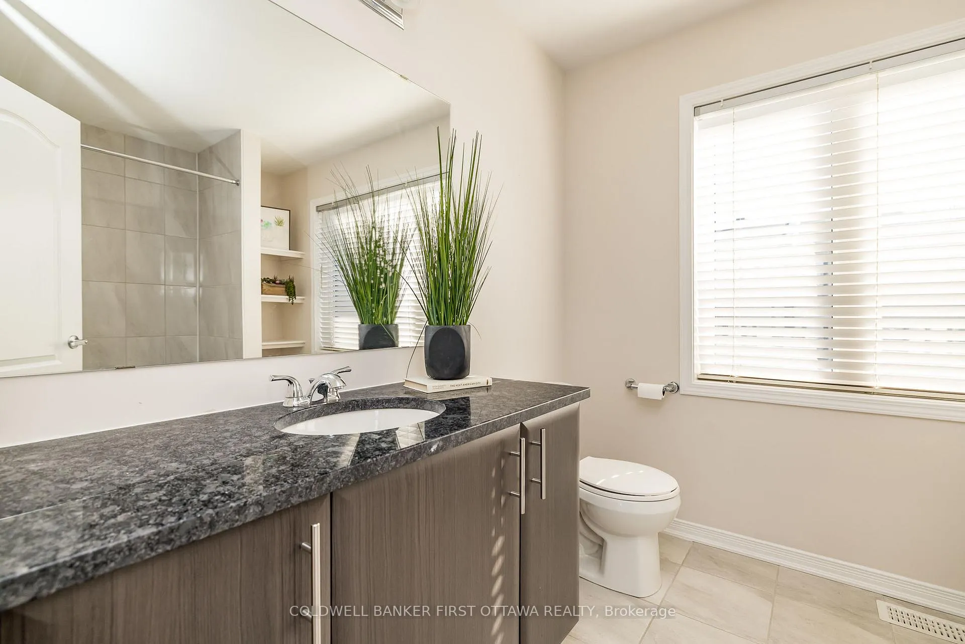 Photo 23 of 505 Radiant Private, Ottawa, Kanata - Emerald Meadows/Trailwest — HOMEH