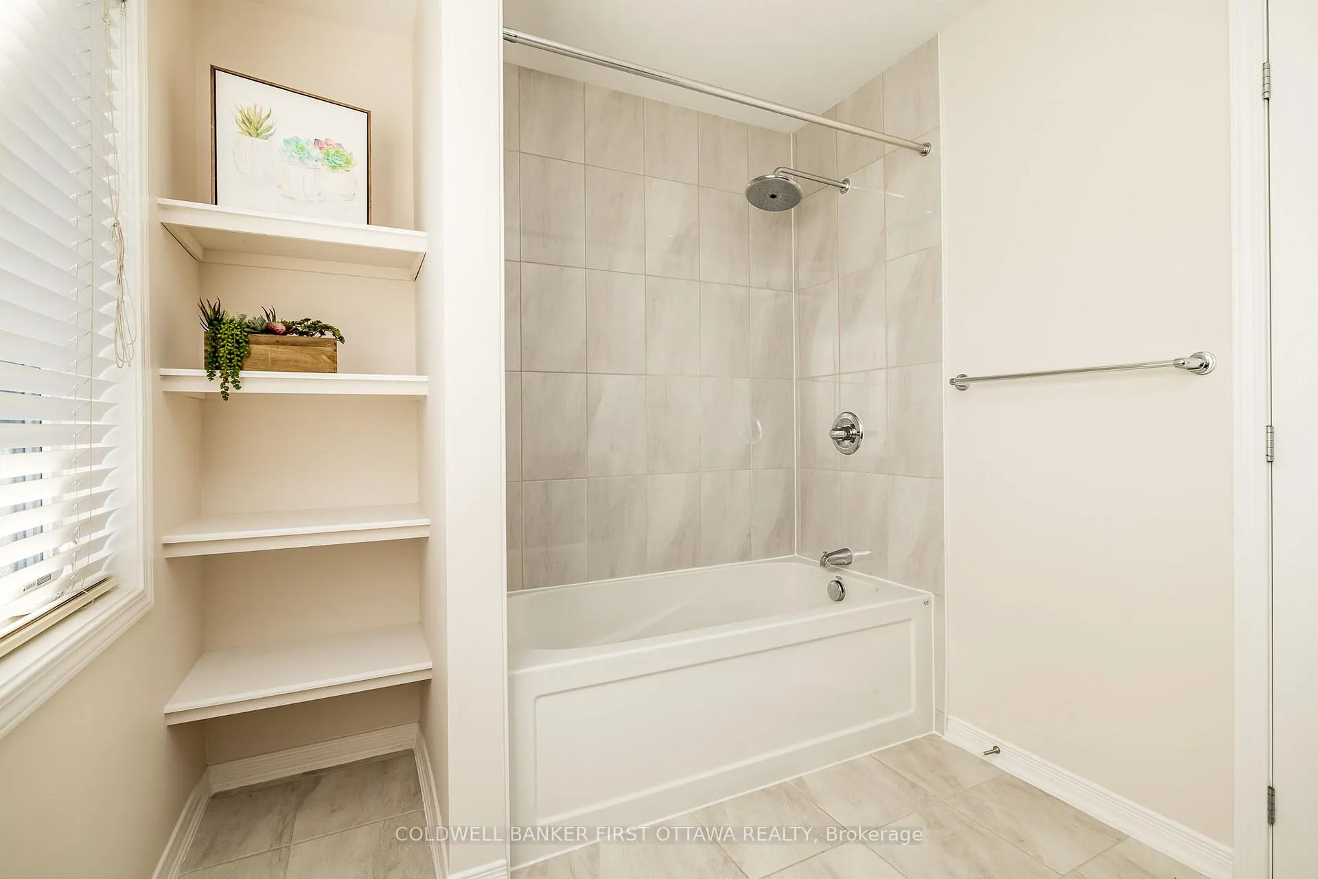 Photo 24 of 505 Radiant Private, Ottawa, Kanata - Emerald Meadows/Trailwest — HOMEH