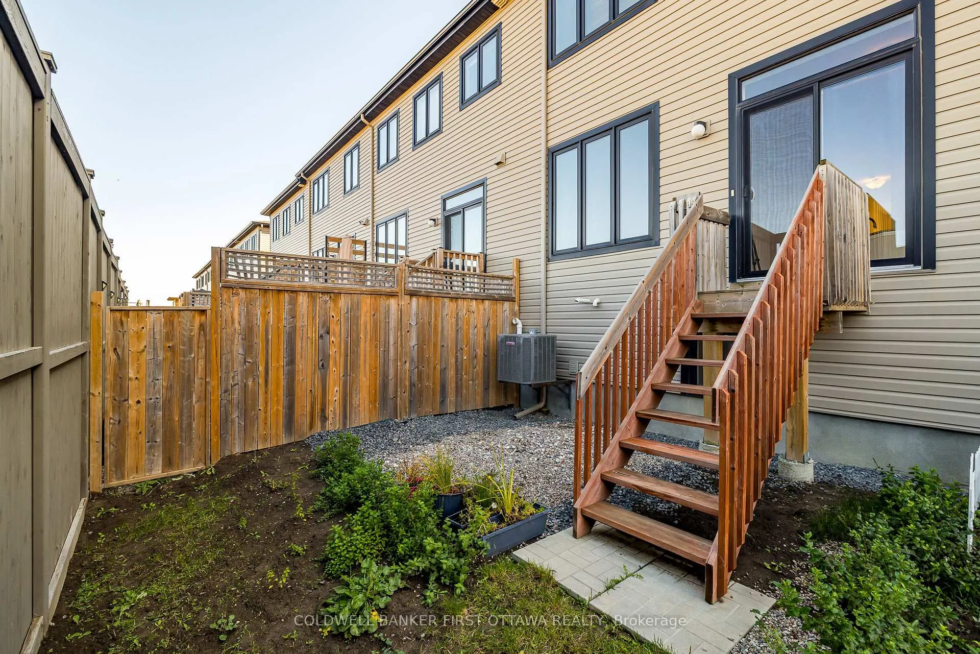 Photo 31 of 505 Radiant Private, Ottawa, Kanata - Emerald Meadows/Trailwest — HOMEH