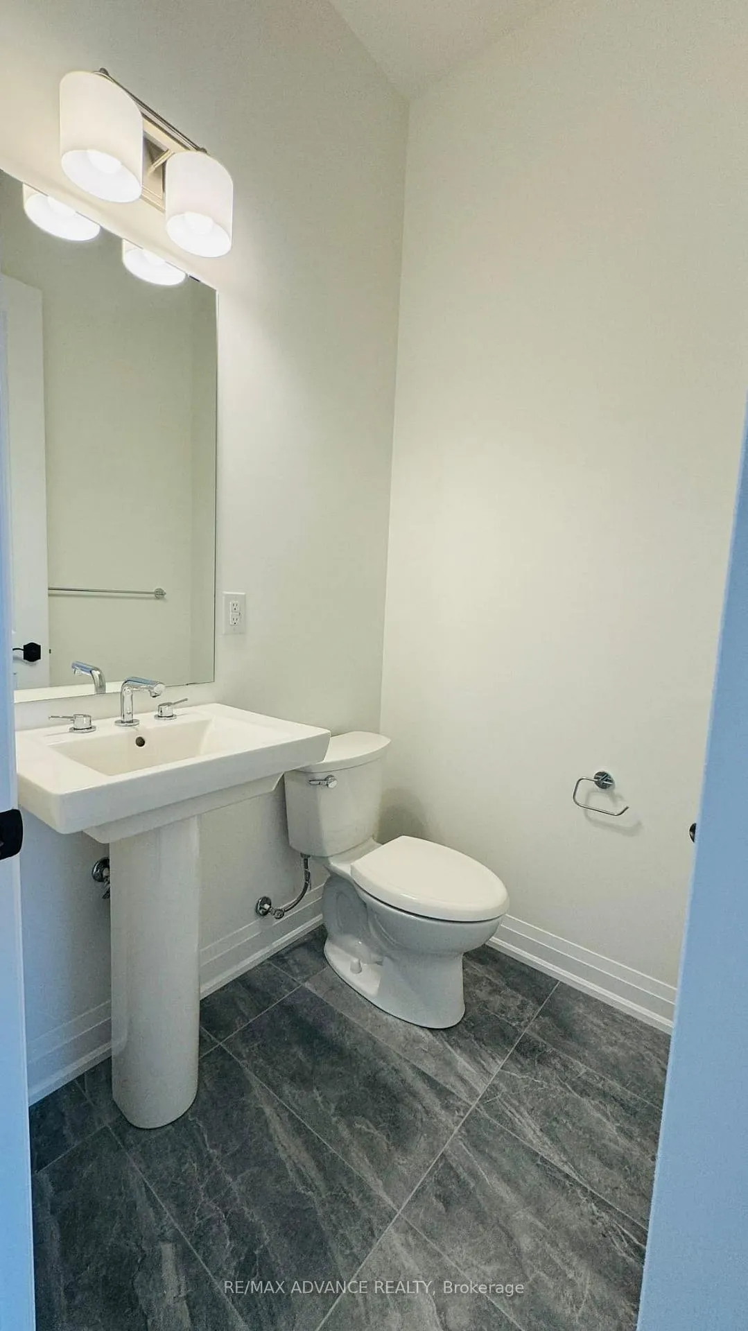 Photo 25 of 4201 Major Mackenzie Drive, Markham, Angus Glen — HOMEH