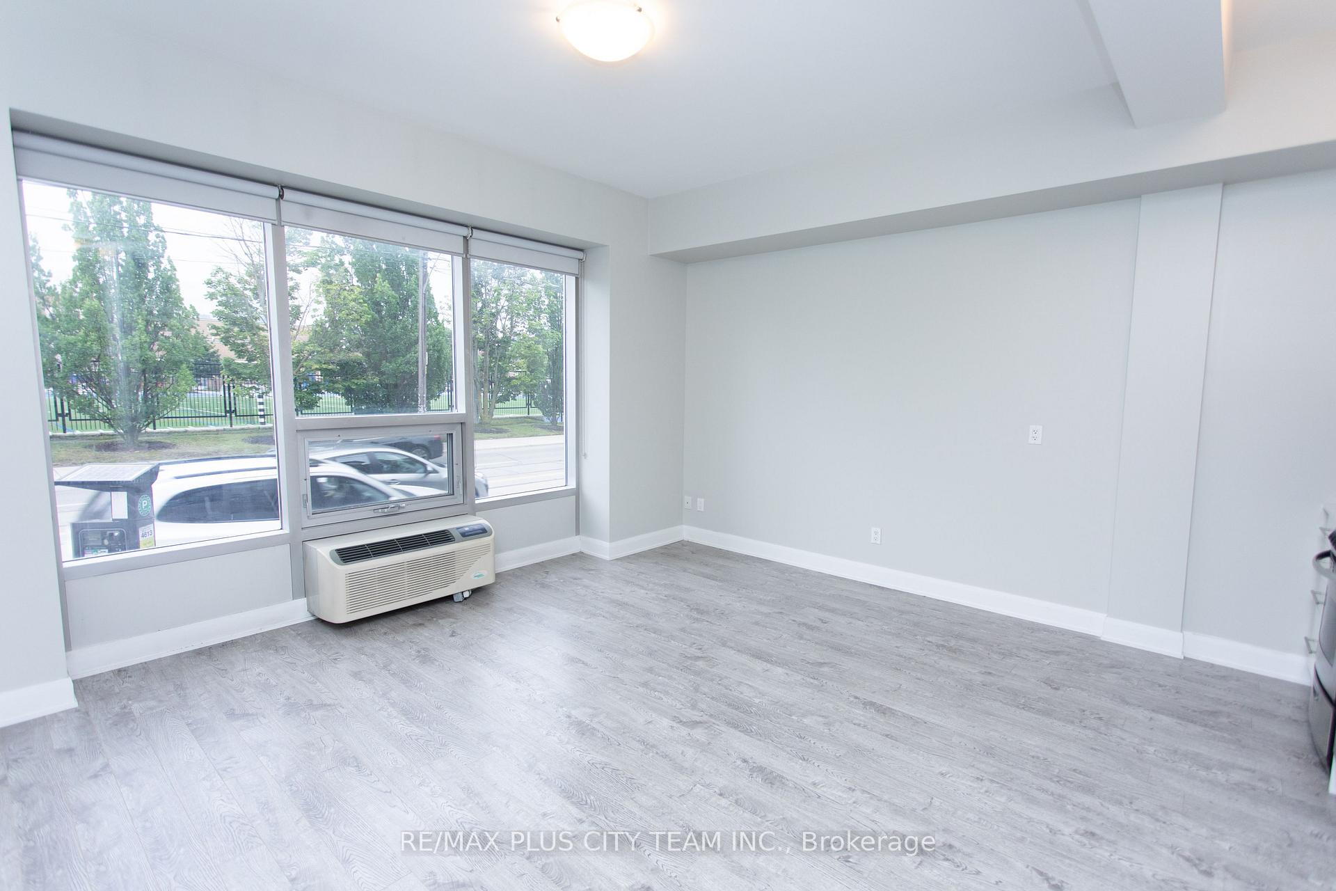 Photo 1 of Unit 101, 686 Bathurst Street, Toronto, Palmerston-Little Italy — HOMEH