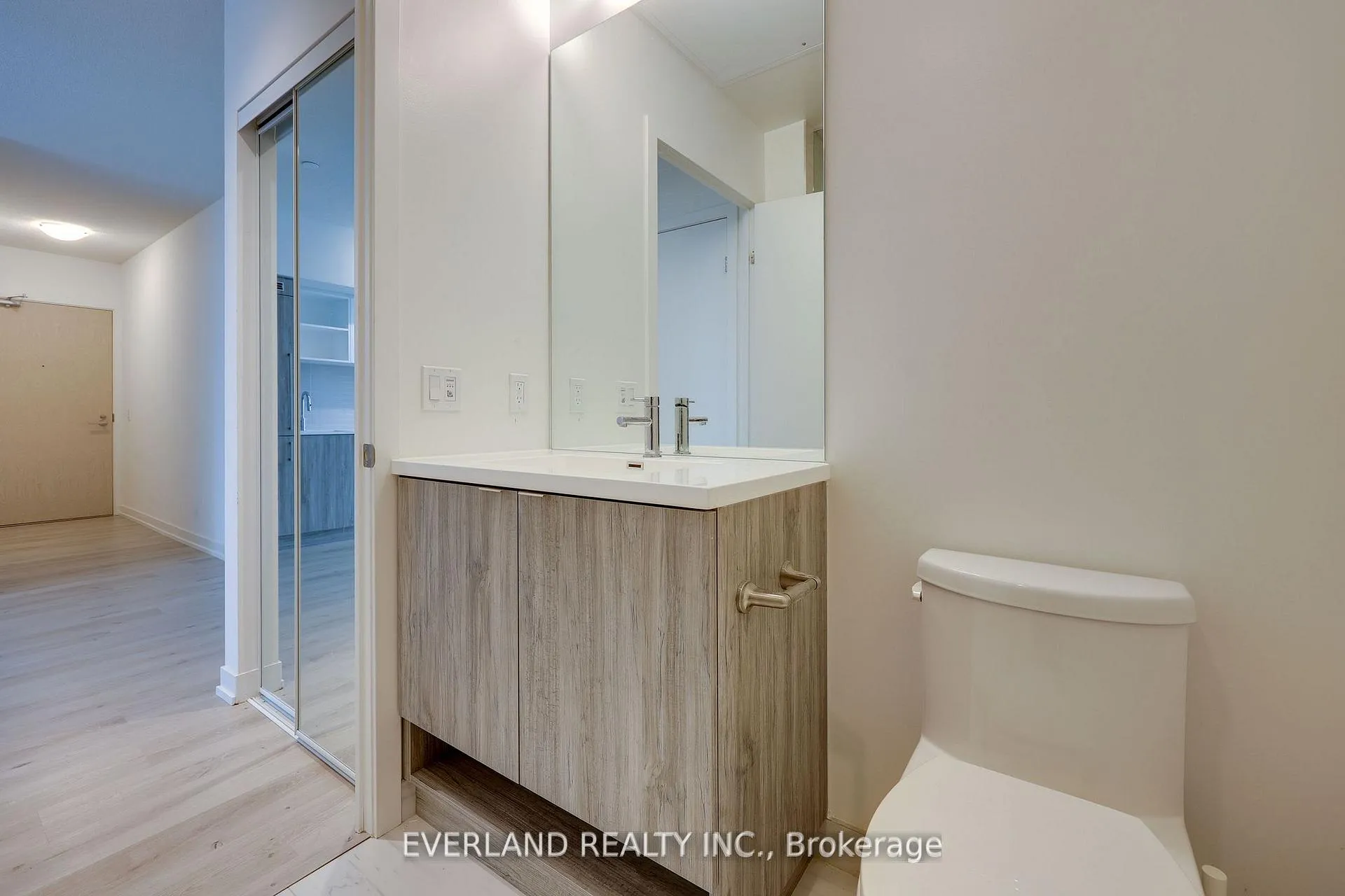 Photo 12 of Unit 1108, 138 Downes Street, Toronto, Lambton Baby Point — HOMEH